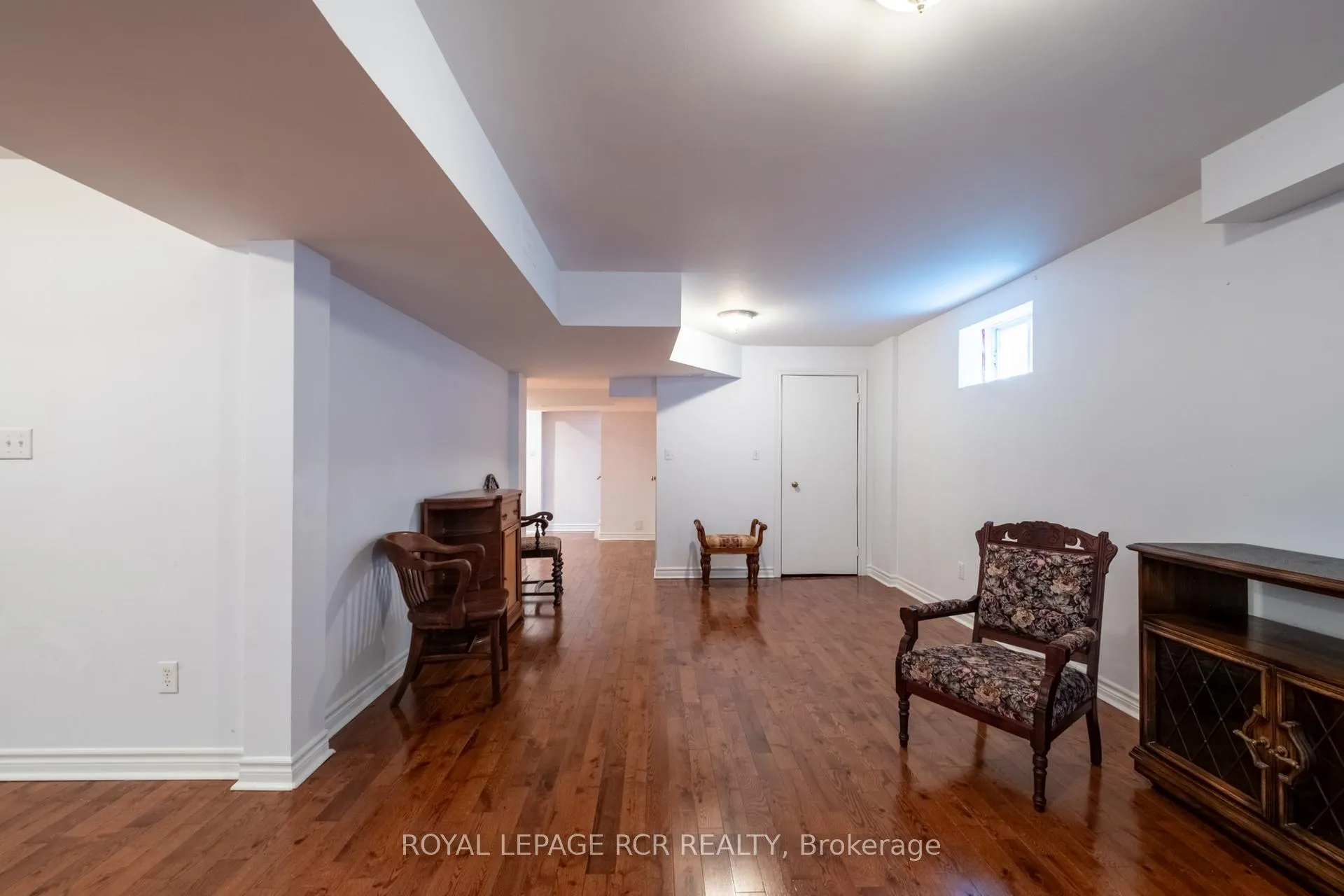 Photo 39 of 32 Dokkum Crescent, Brampton, Snelgrove — HOMEH