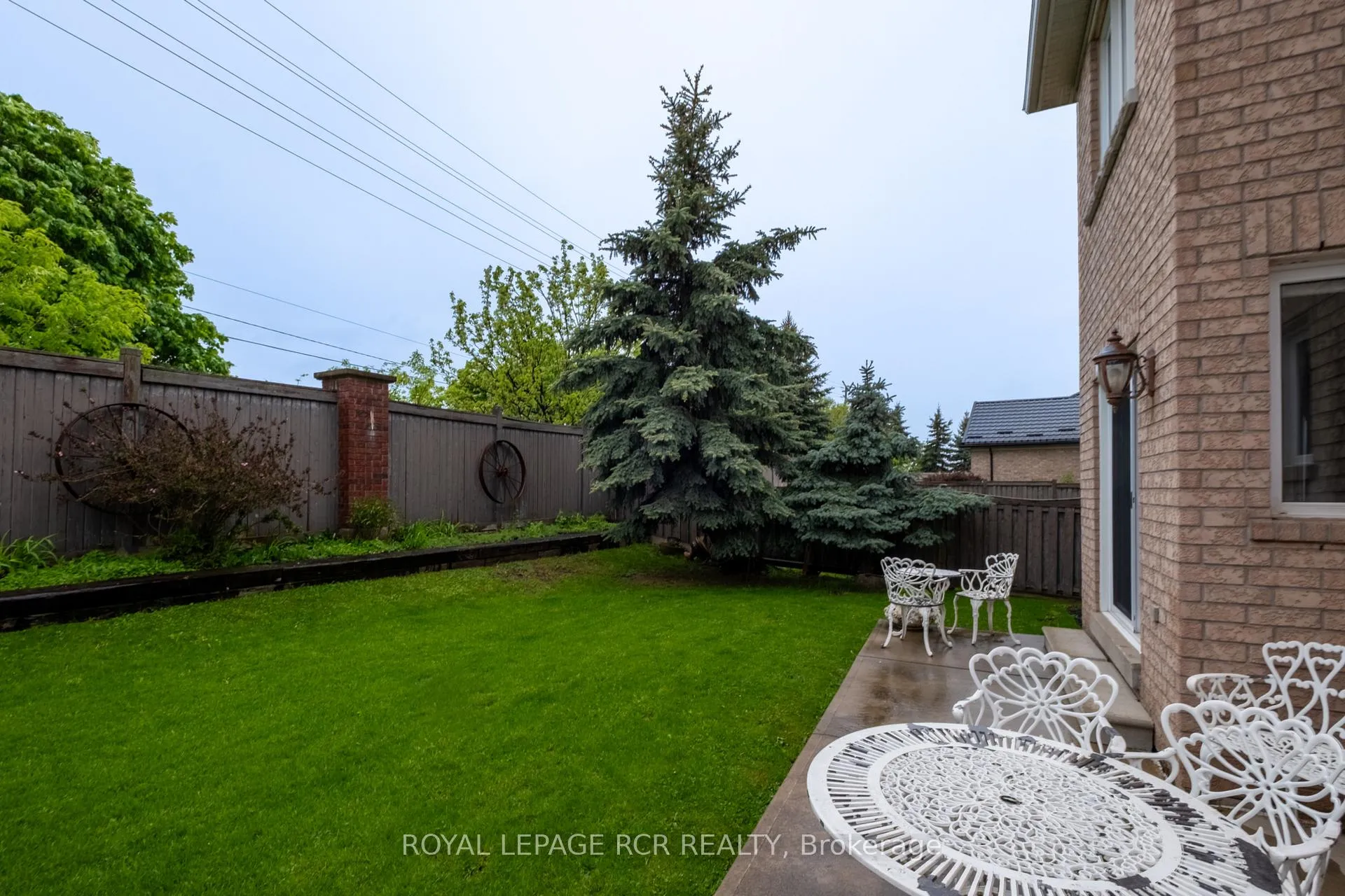 Photo 40 of 32 Dokkum Crescent, Brampton, Snelgrove — HOMEH