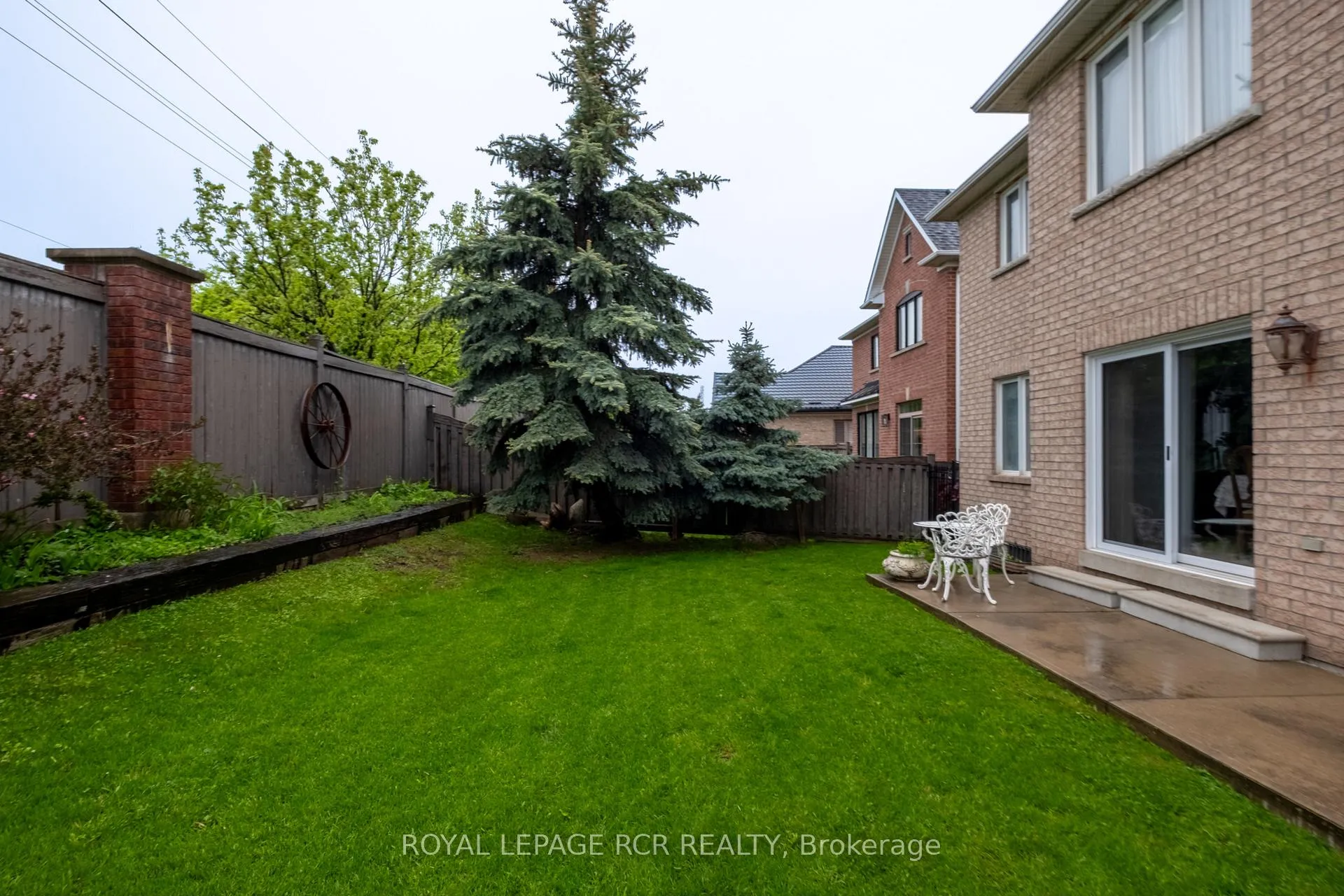 Photo 41 of 32 Dokkum Crescent, Brampton, Snelgrove — HOMEH