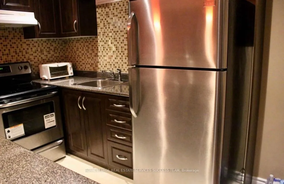 Photo 3 of 19 Lyndbrook (Basement) Crescent, Brampton, Bram East — HOMEH