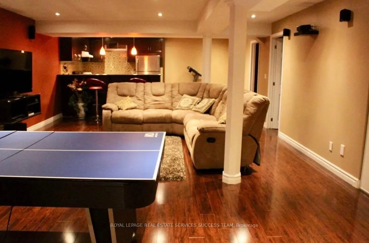 Photo 6 of 19 Lyndbrook (Basement) Crescent, Brampton, Bram East — HOMEH