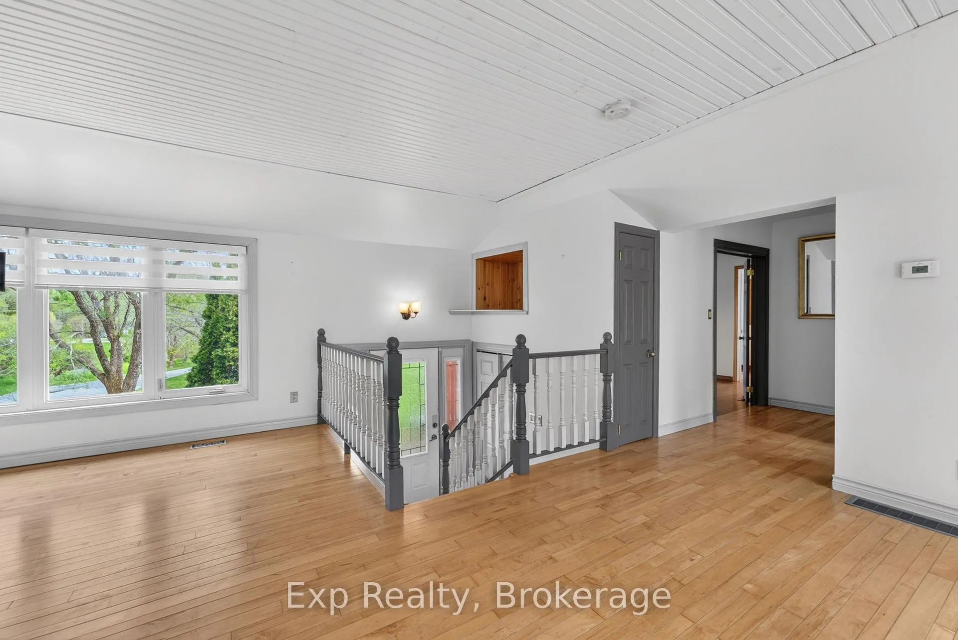 Photo 3 of 1207 Shannon Road, Prince Edward County, Hallowell Ward — HOMEH