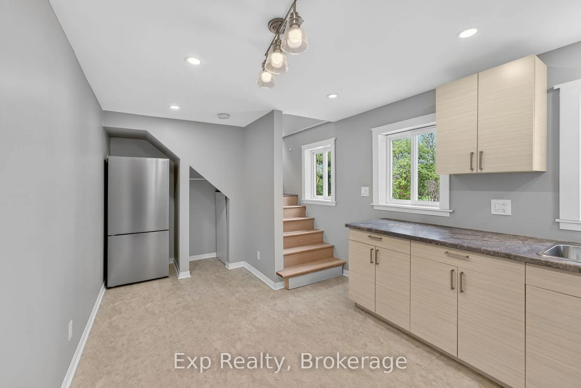 Photo 16 of 1207 Shannon Road, Prince Edward County, Hallowell Ward — HOMEH