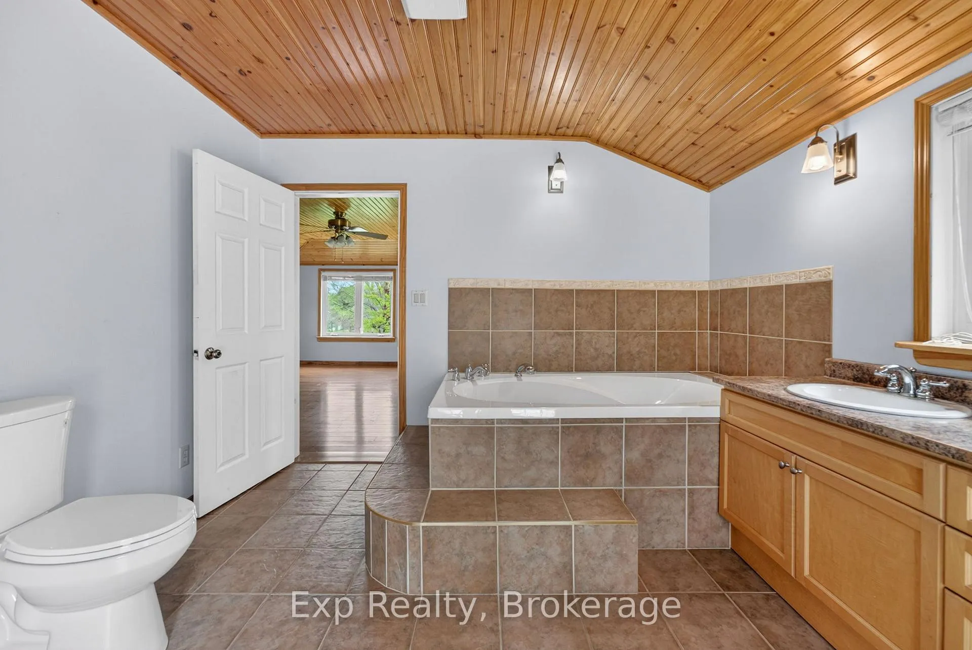Photo 21 of 1207 Shannon Road, Prince Edward County, Hallowell Ward — HOMEH
