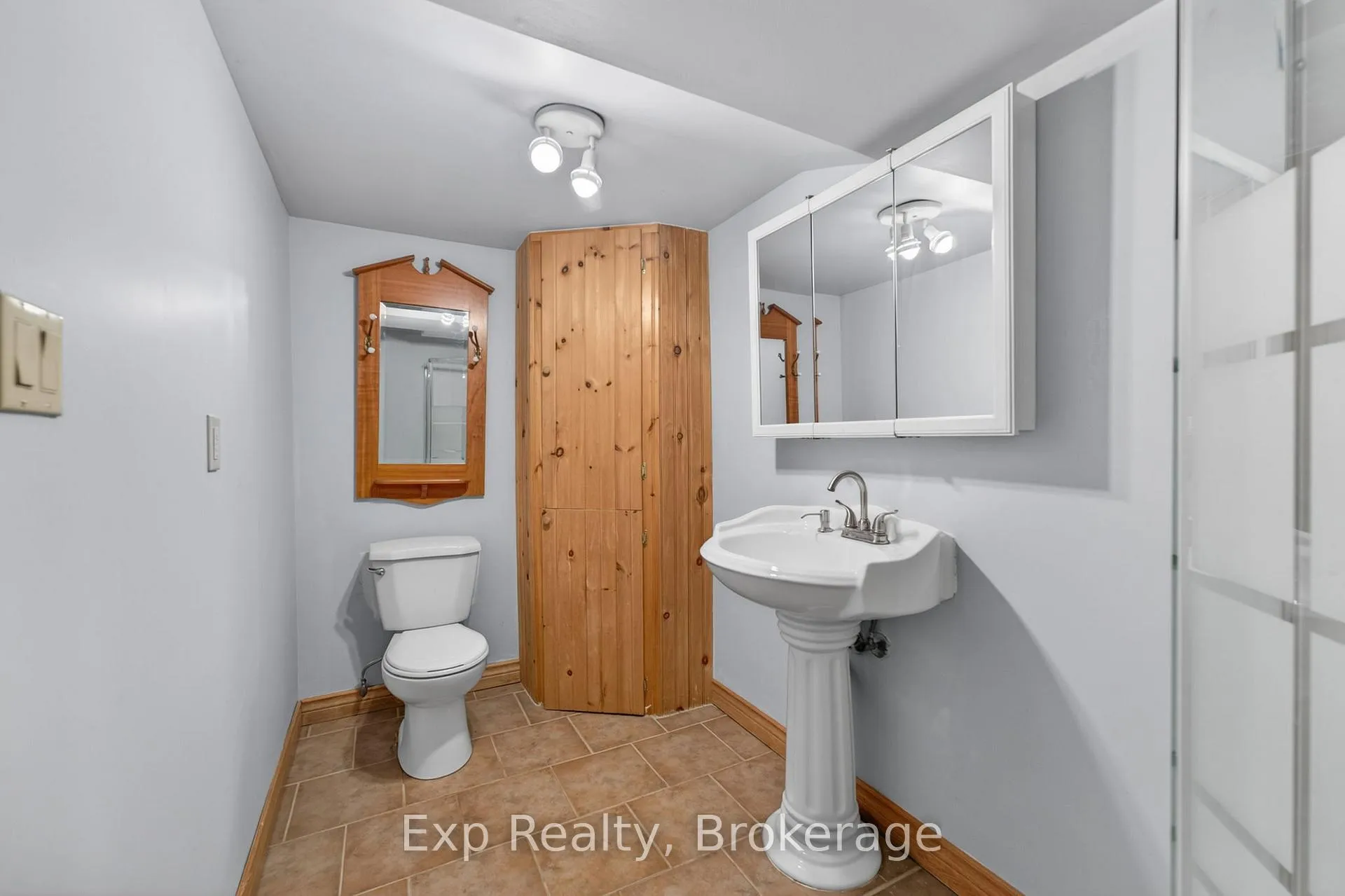 Photo 25 of 1207 Shannon Road, Prince Edward County, Hallowell Ward — HOMEH