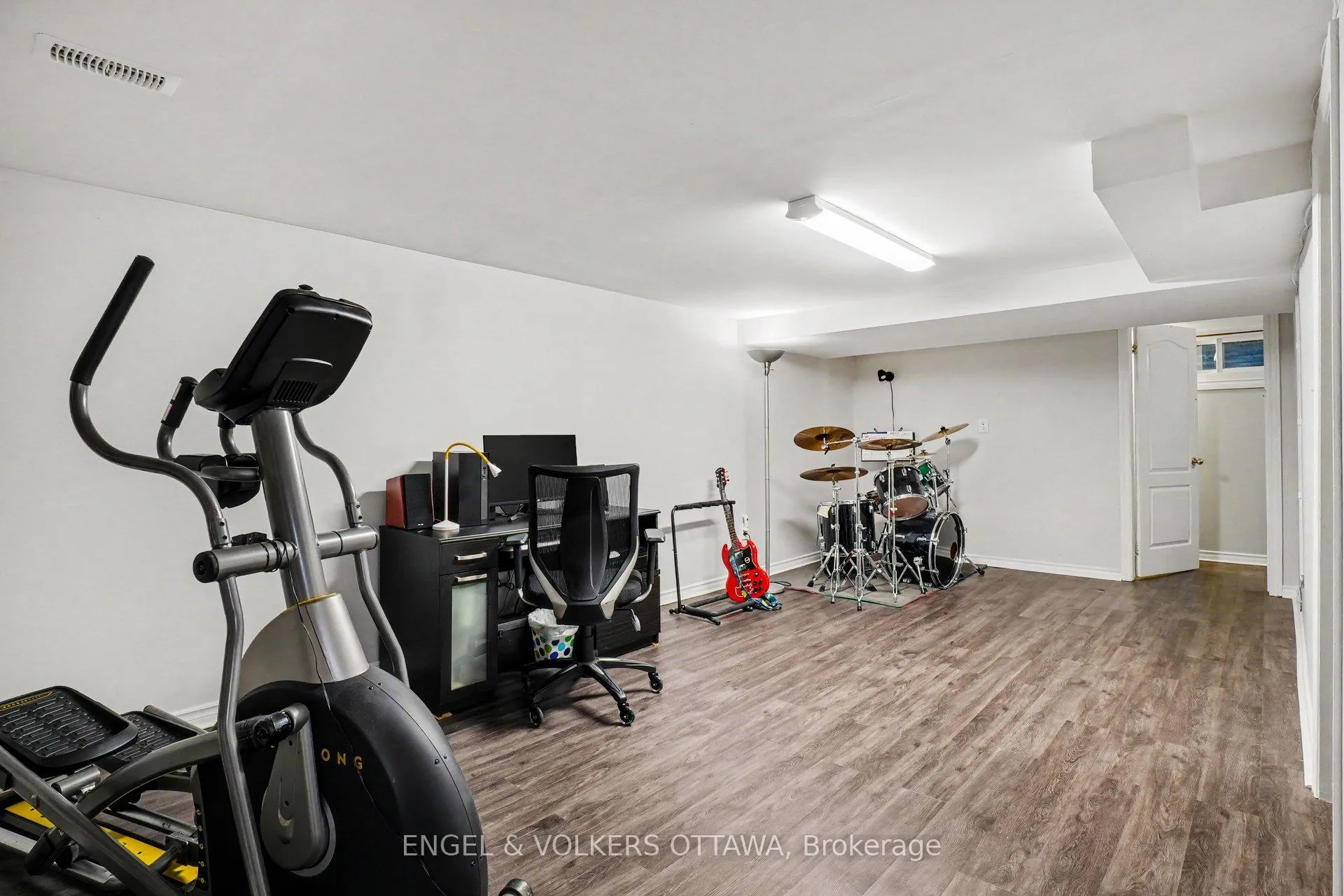 Photo 26 of 80 Morton Drive, Ottawa, Kanata - Glencairn/Hazeldean — HOMEH