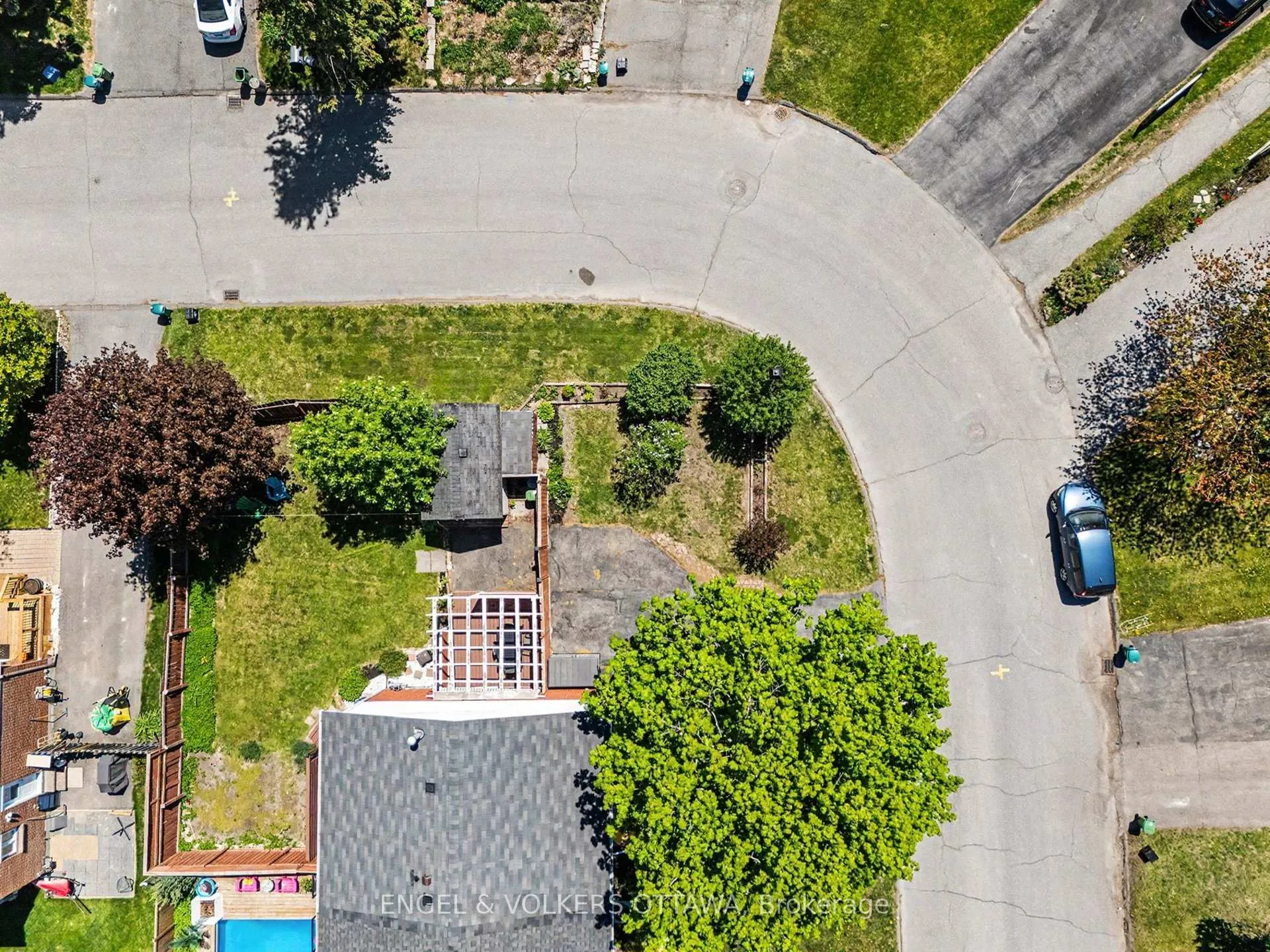 Photo 34 of 80 Morton Drive, Ottawa, Kanata - Glencairn/Hazeldean — HOMEH