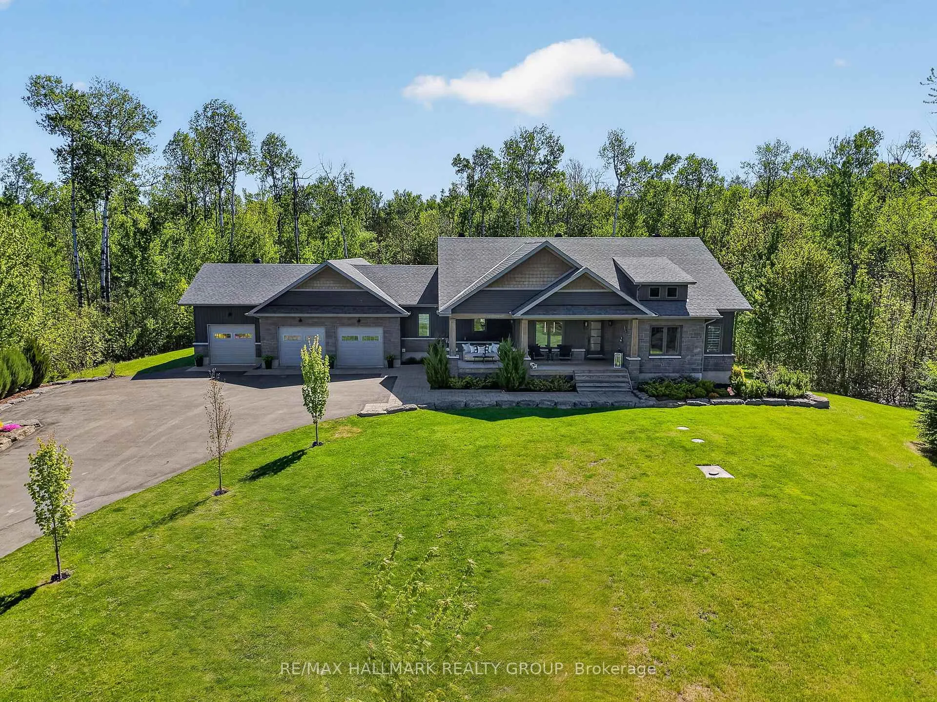 Photo 4 of 750 Jordan Street, Beckwith, Beckwith Twp — HOMEH