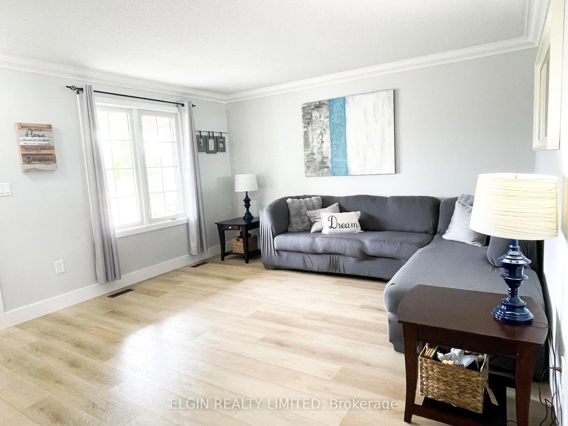 Photo 4 of 629 HIghview Drive, St. Thomas — HOMEH