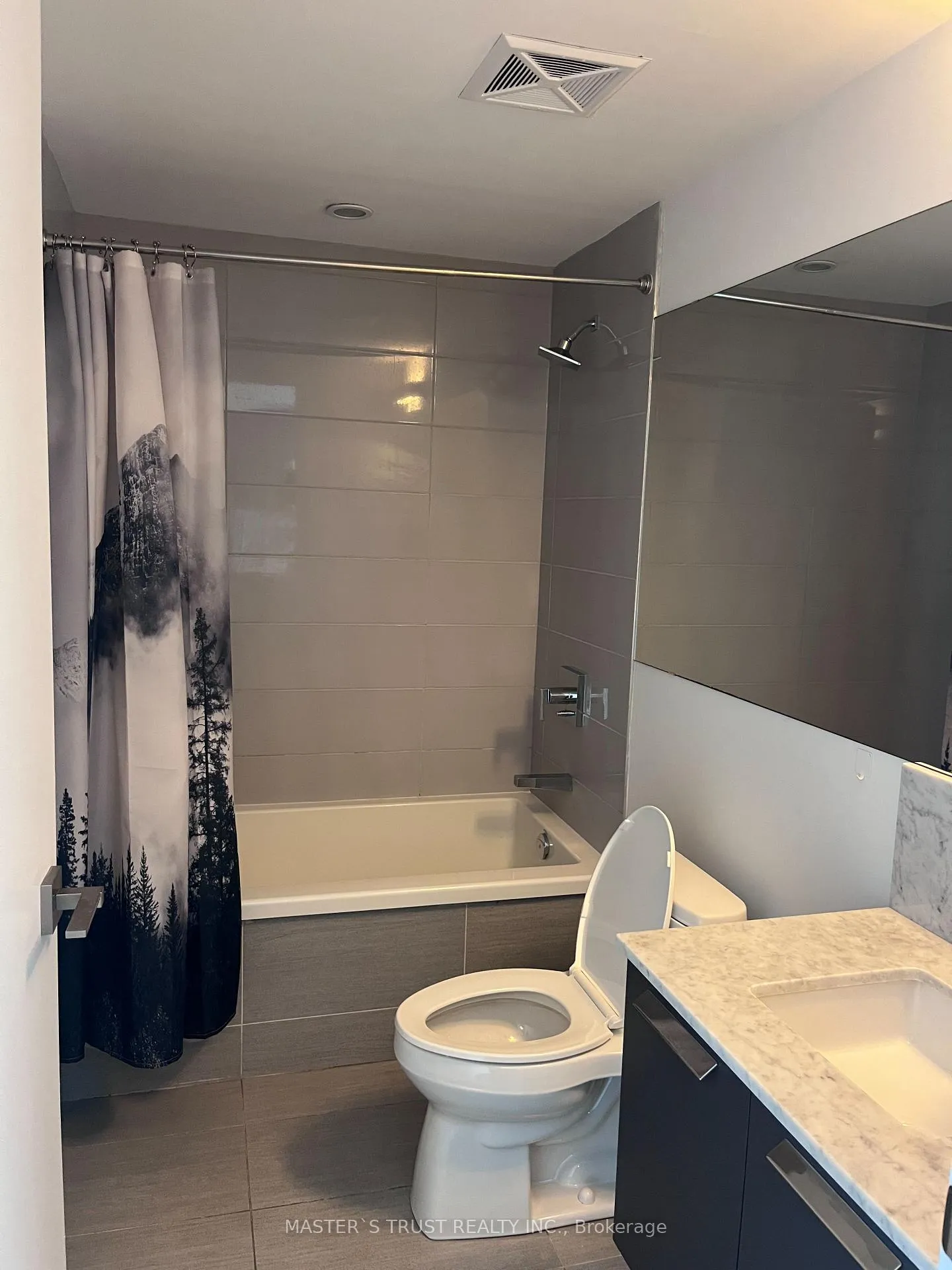Photo 6 of Unit 2205, 28 Wellesley Street E, Toronto, Church-Yonge Corridor — HOMEH