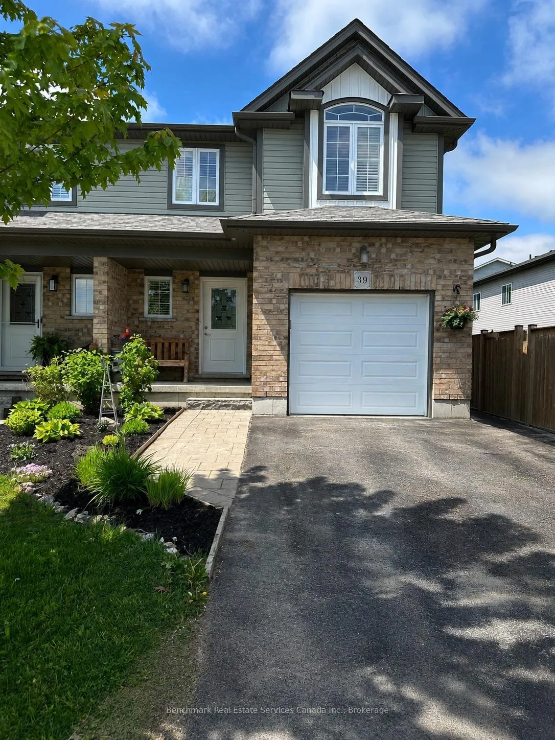 Photo 1 of 39 Leesboro Trail, Thames Centre, Thorndale — HOMEH