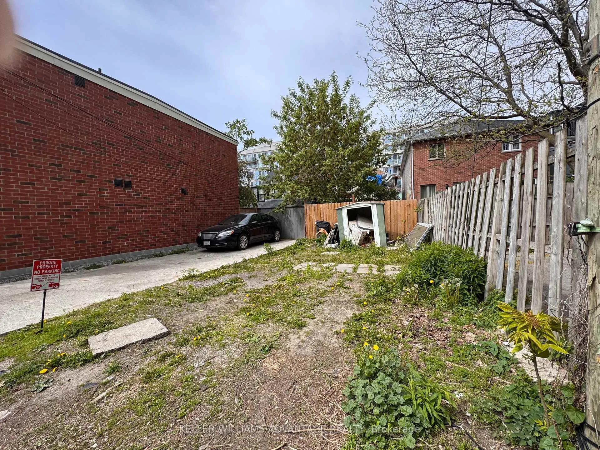 Photo 6 of 165 Logan Avenue, Toronto, South Riverdale — HOMEH