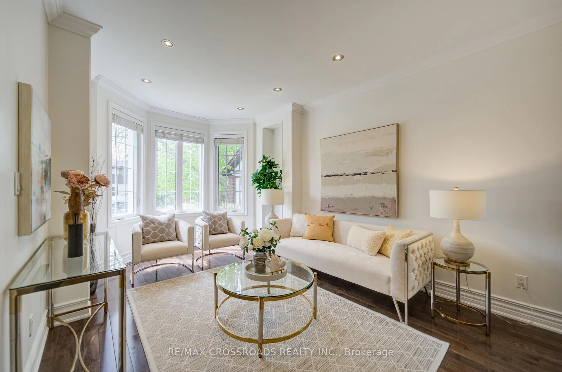 Photo 4 of 24 Lynn Road, Scarborough, Birchcliffe-Cliffside — HOMEH