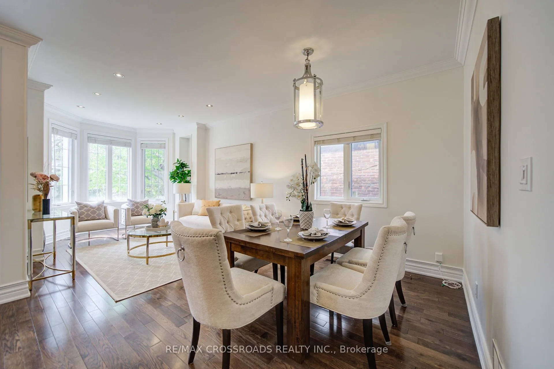 Photo 9 of 24 Lynn Road, Scarborough, Birchcliffe-Cliffside — HOMEH