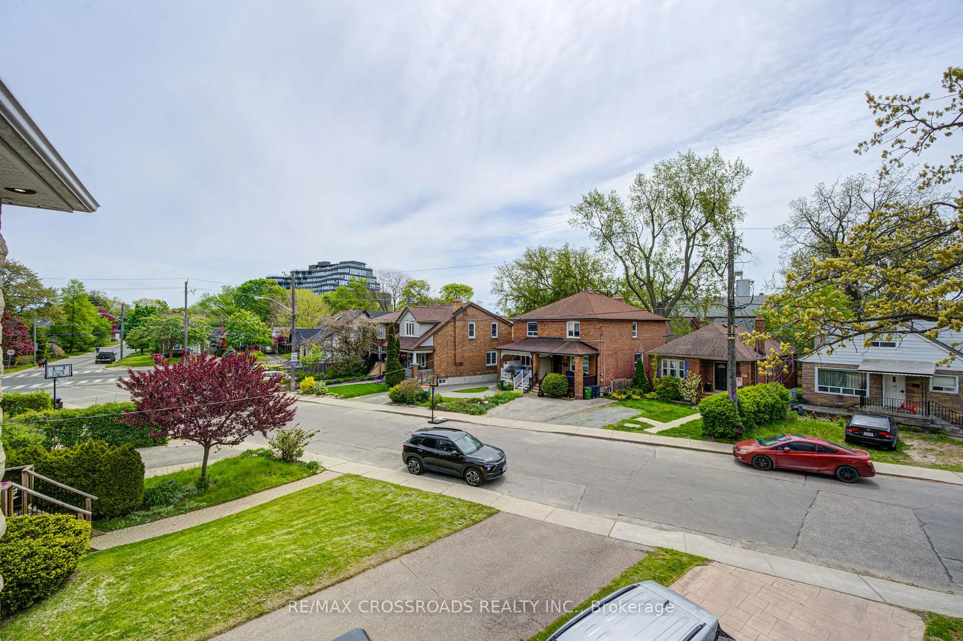 Photo 33 of 24 Lynn Road, Scarborough, Birchcliffe-Cliffside — HOMEH