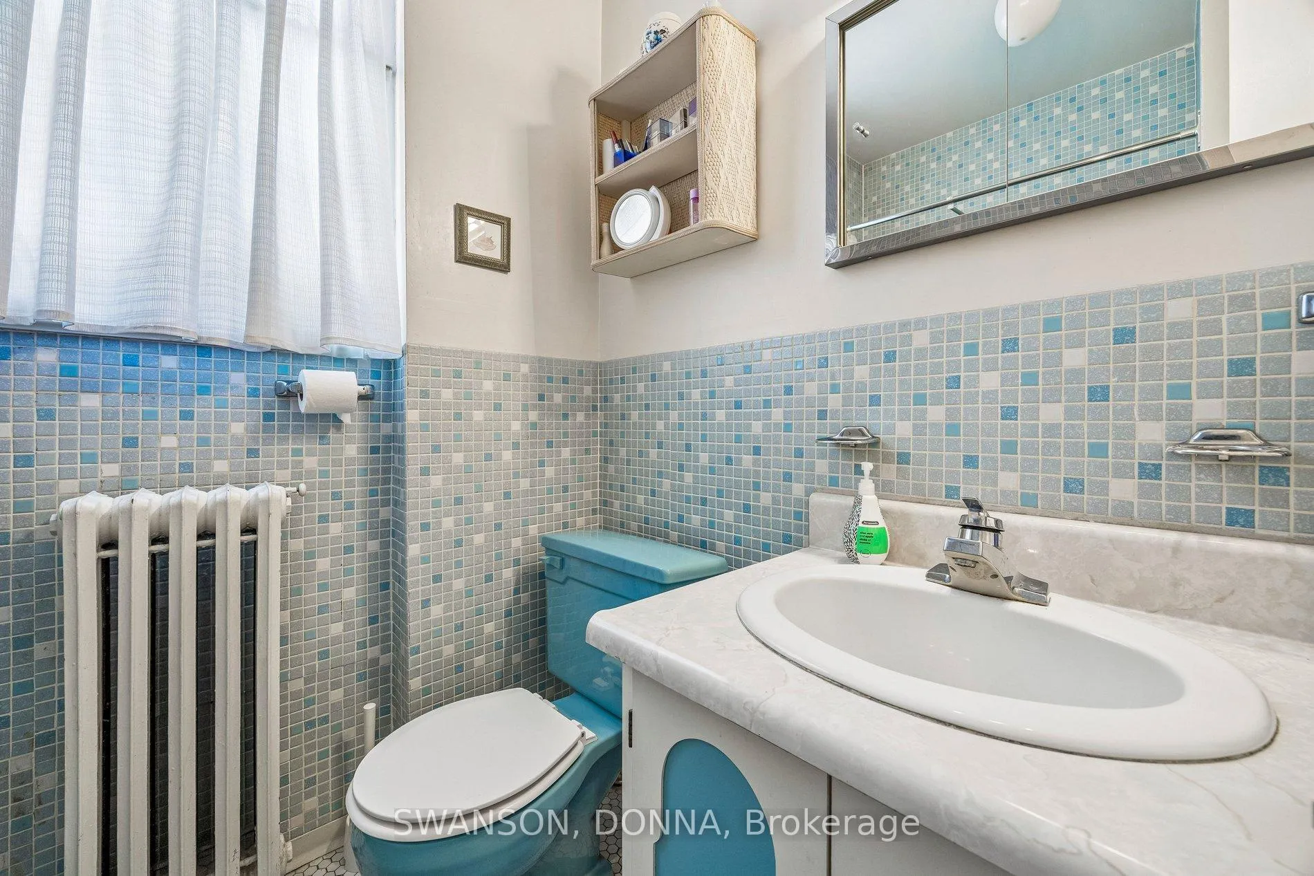 Photo 10 of 4 Preston Place, Toronto, Lawrence Park North — HOMEH