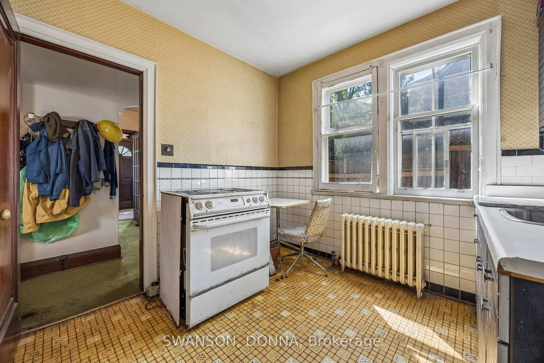 Photo 22 of 4 Preston Place, Toronto, Lawrence Park North — HOMEH