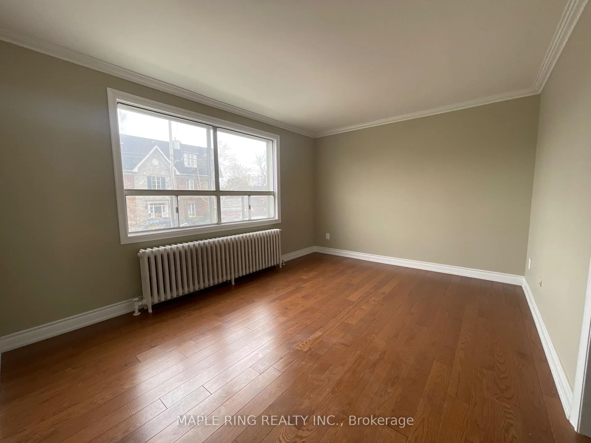 Photo 1 of Unit 7, 12 Dwight Avenue, Etobicoke, New Toronto — HOMEH