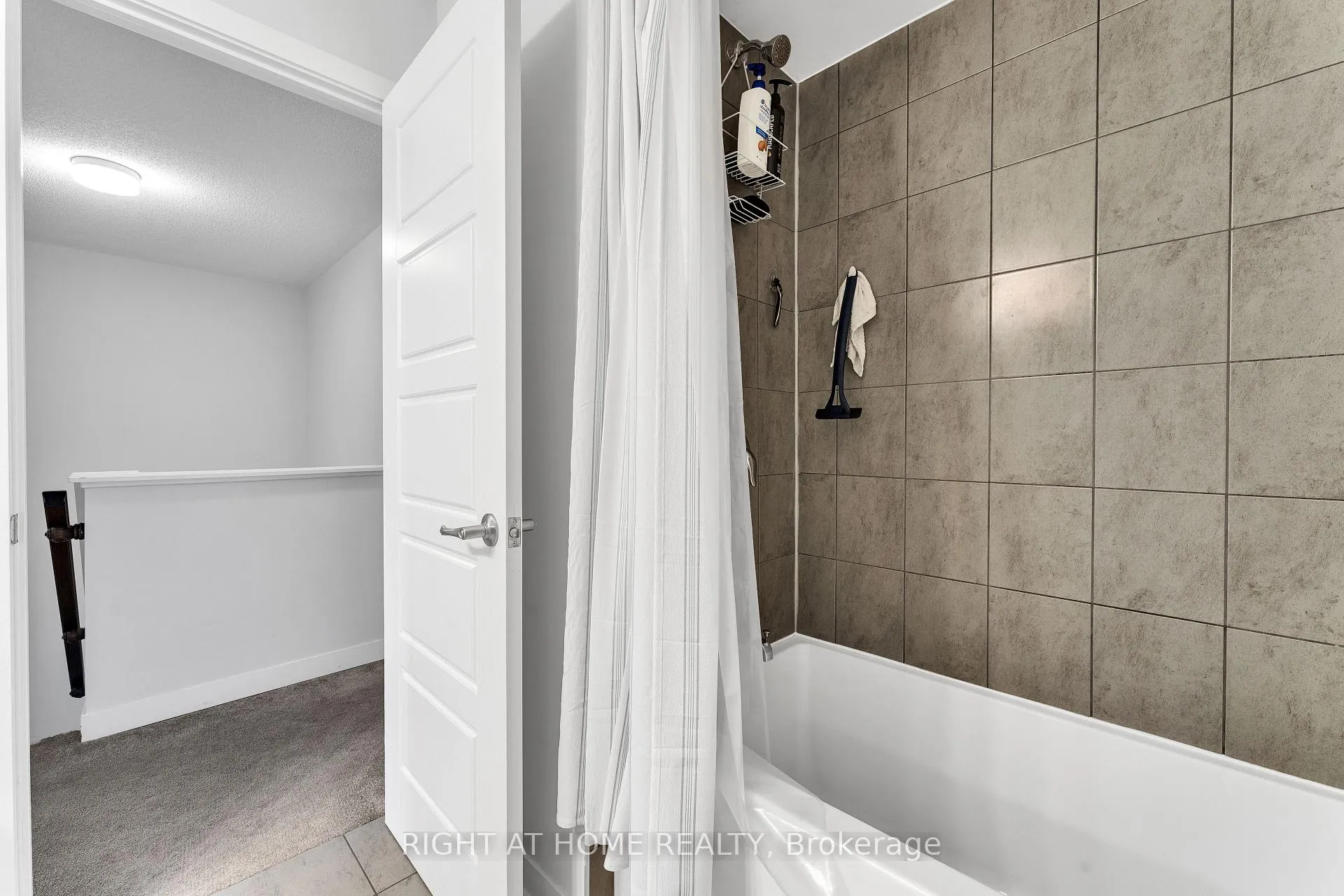 Photo 19 of 67 Kindred Row, Ottawa, Stittsville (North) — HOMEH