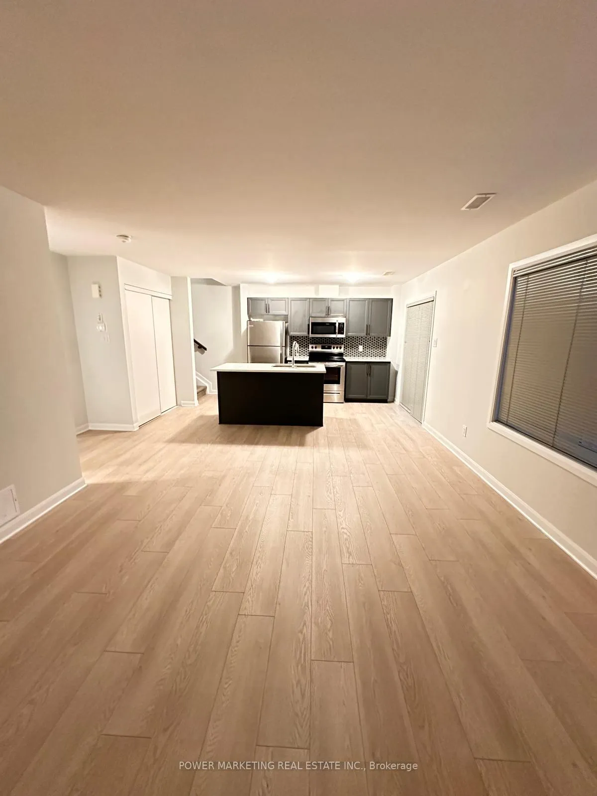 Photo 4 of Unit 24, 701 Amberwing Private, Ottawa, Avalon West — HOMEH