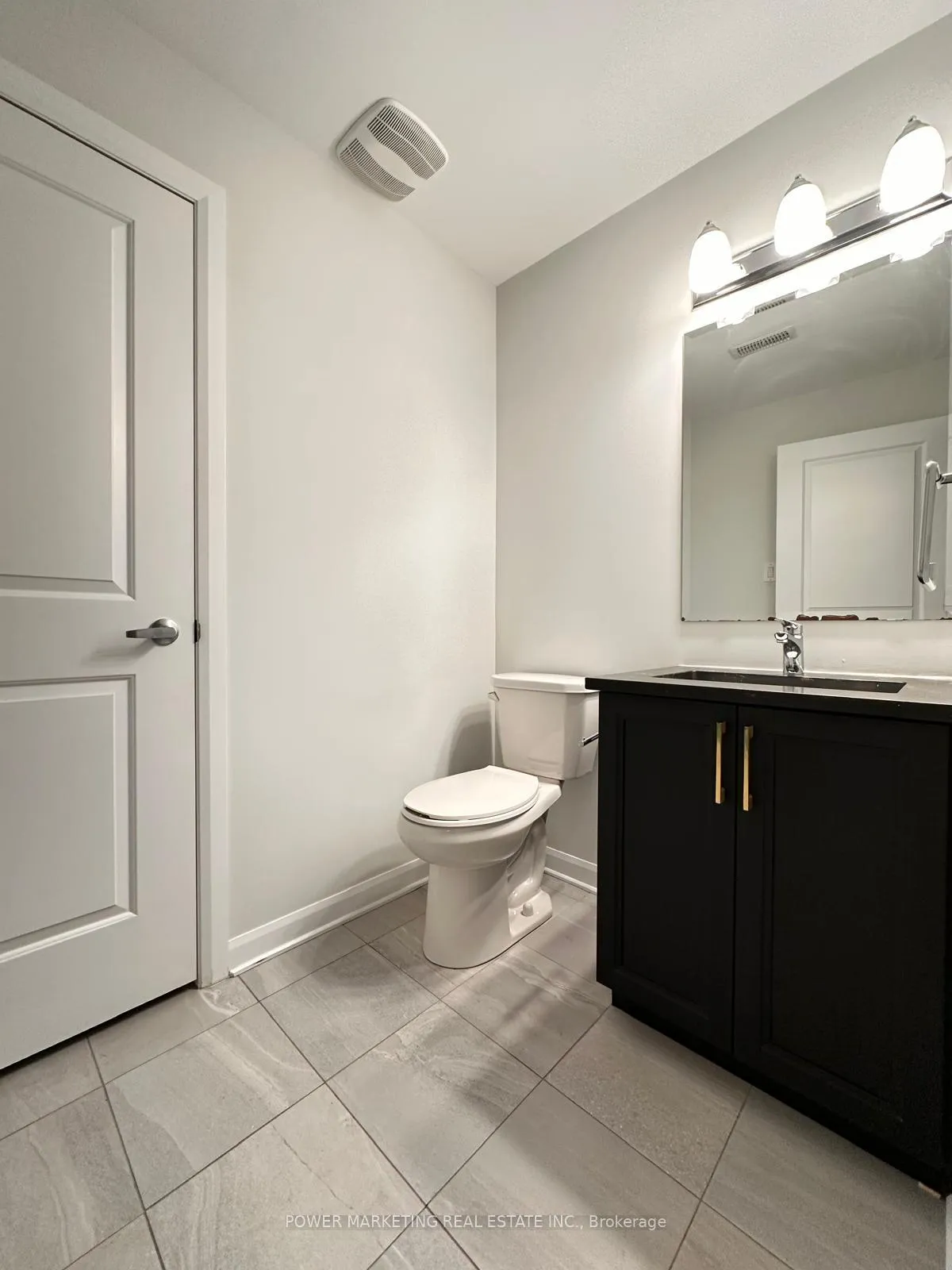 Photo 8 of Unit 24, 701 Amberwing Private, Ottawa, Avalon West — HOMEH