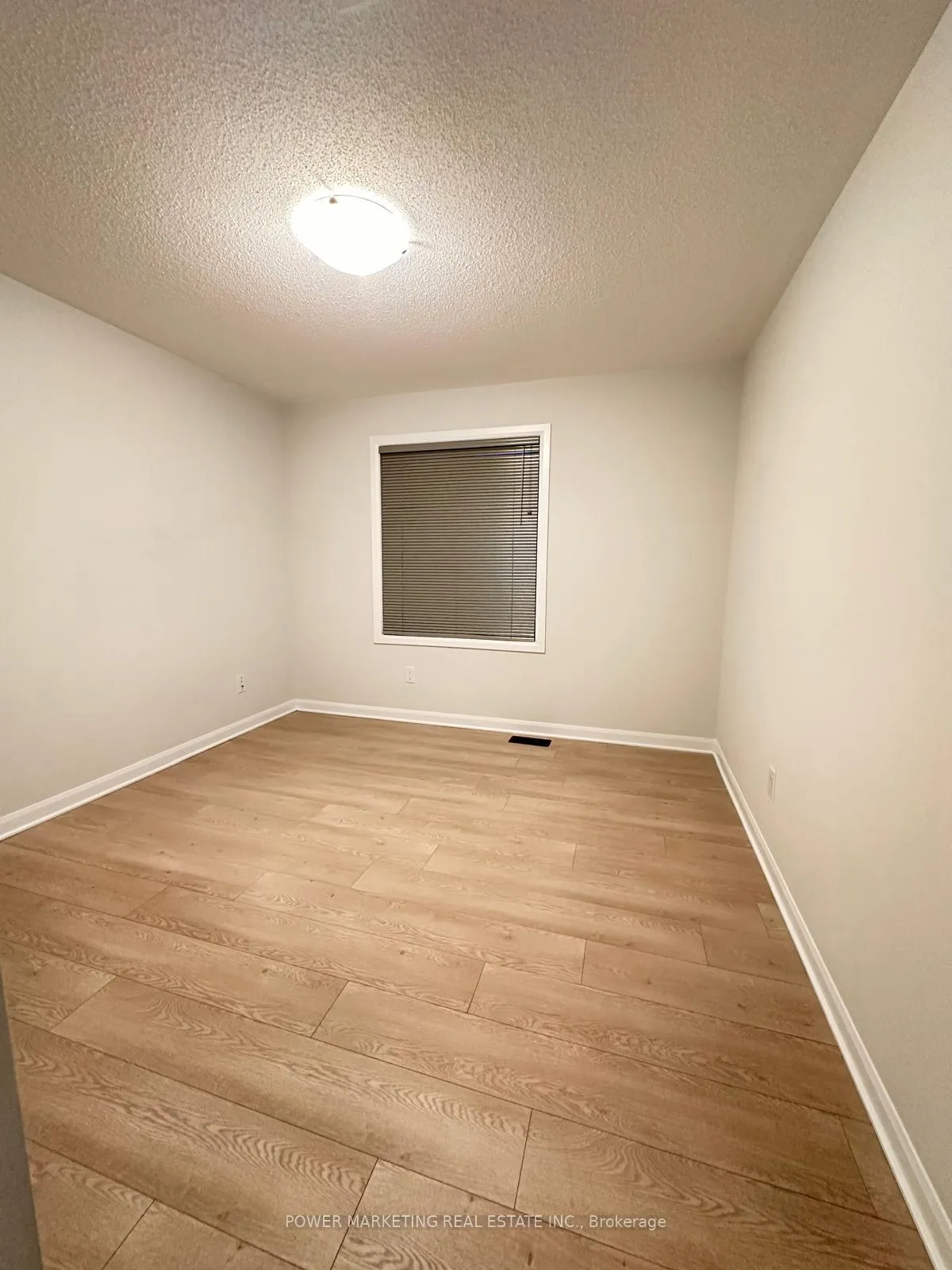 Photo 10 of Unit 24, 701 Amberwing Private, Ottawa, Avalon West — HOMEH