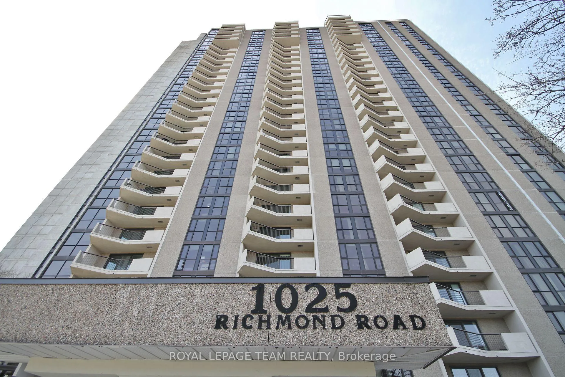 Photo 1 of Unit 2701, 1025 Richmond Road, Ottawa, Woodroffe — HOMEH
