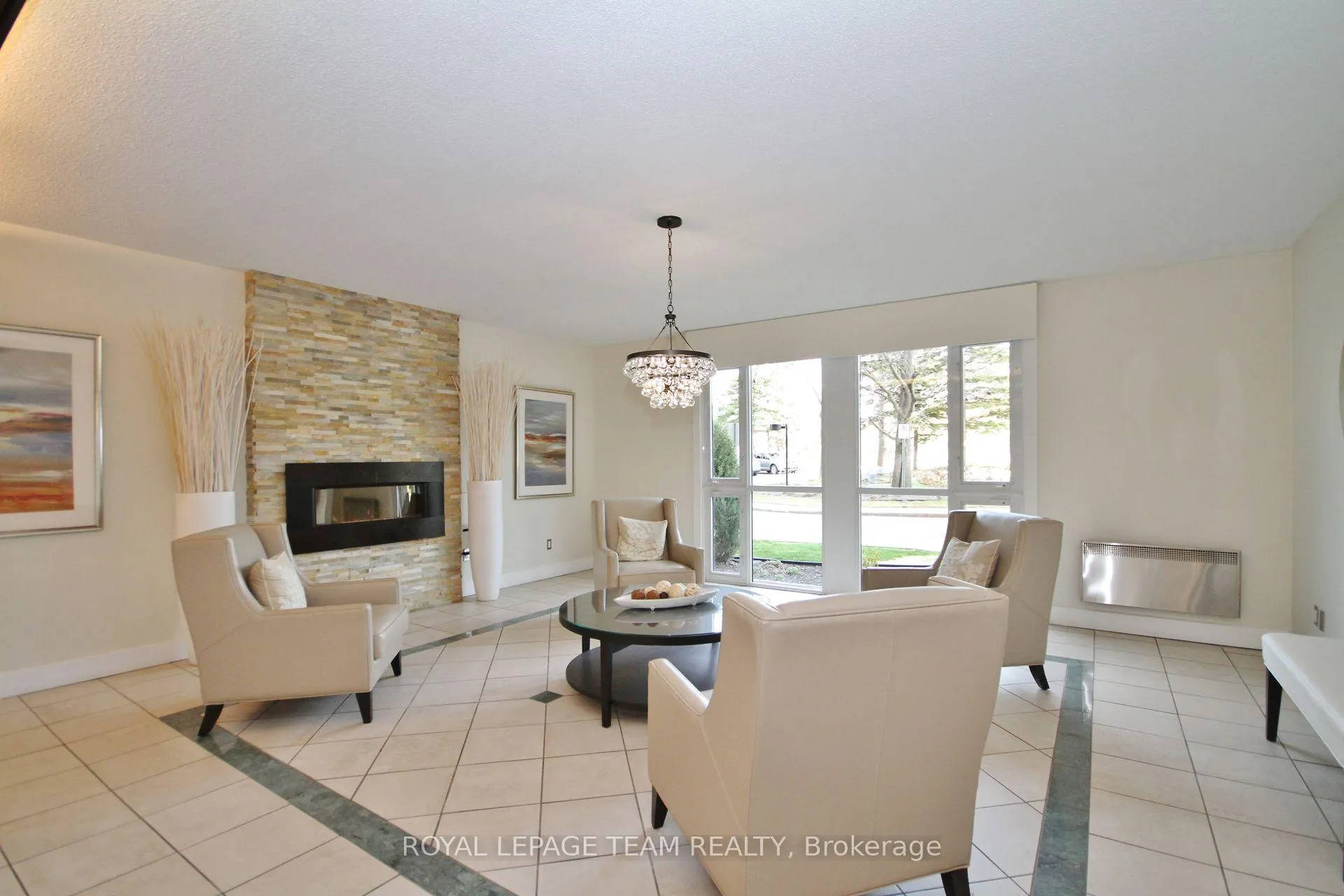 Photo 2 of Unit 2701, 1025 Richmond Road, Ottawa, Woodroffe — HOMEH