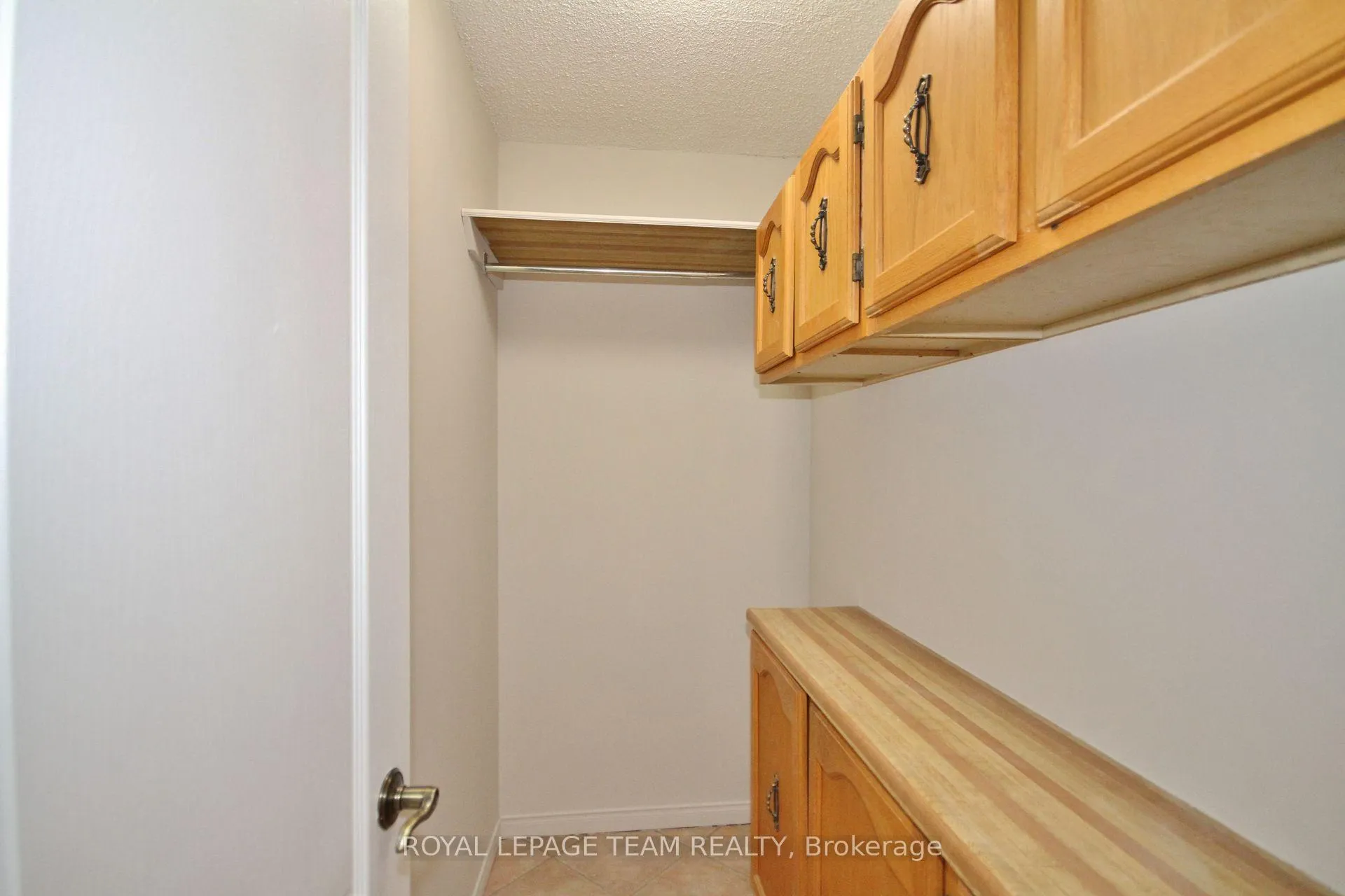 Photo 13 of Unit 2701, 1025 Richmond Road, Ottawa, Woodroffe — HOMEH