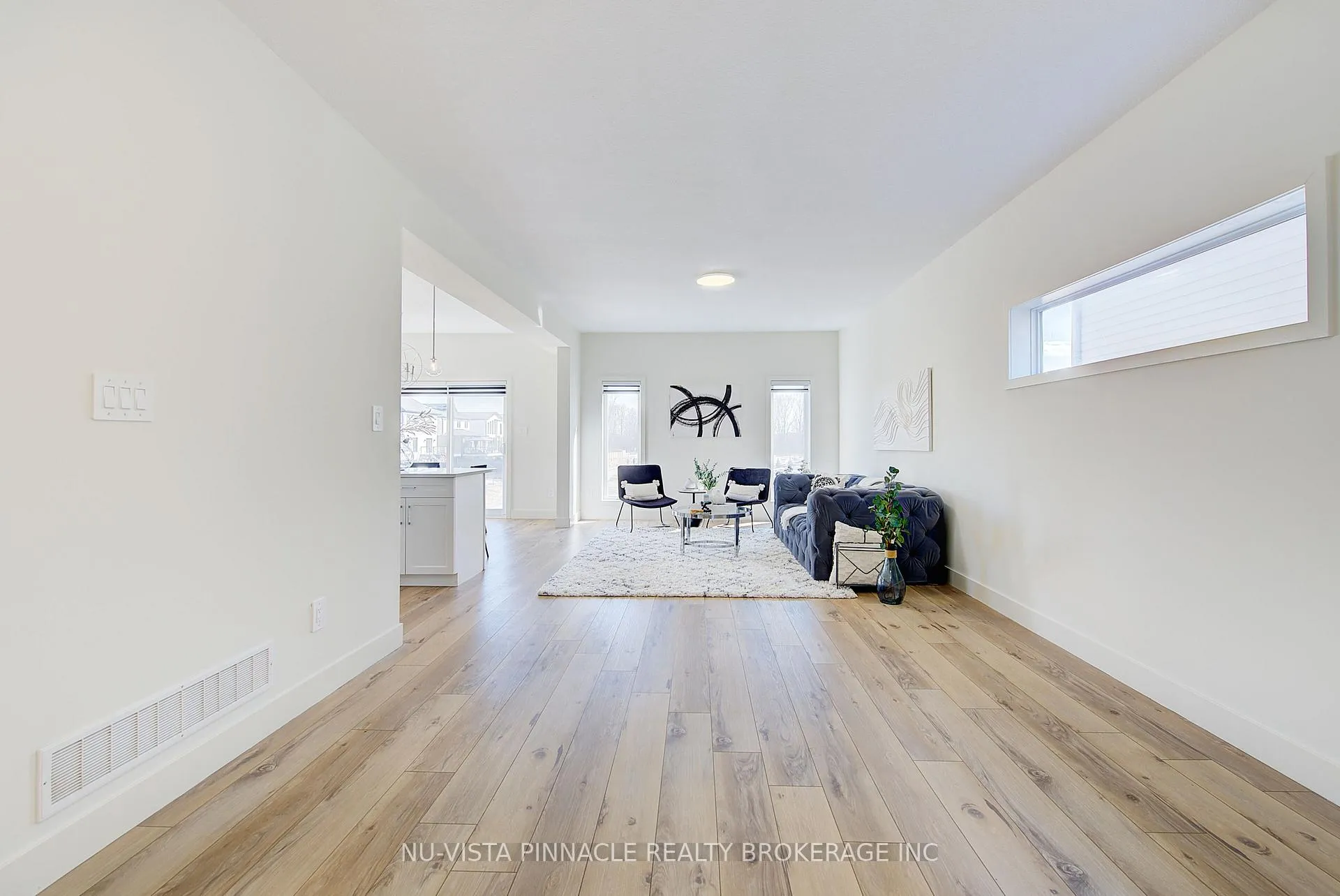 Photo 7 of 1377 Twilite Boulevard, London, North S — HOMEH
