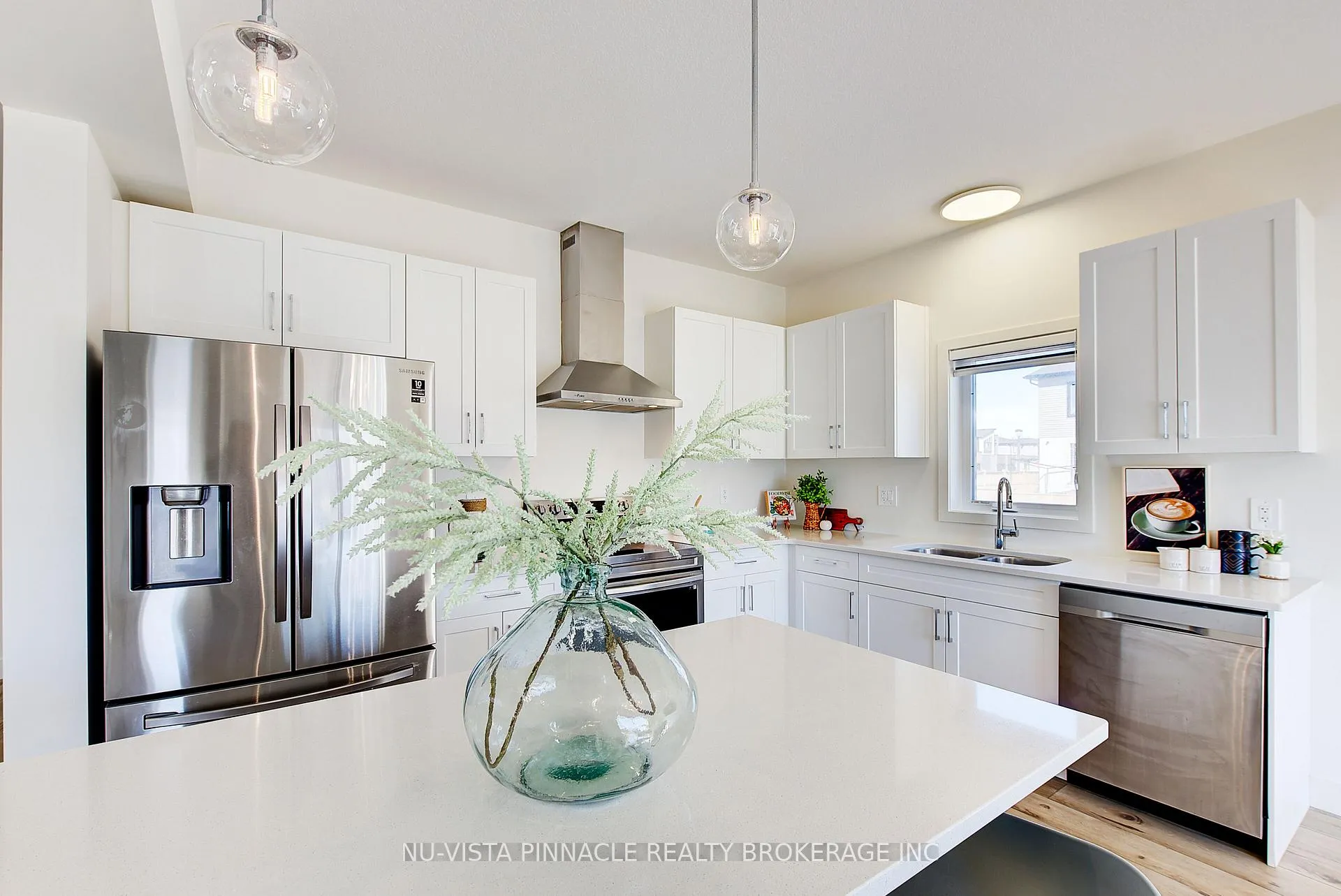 Photo 11 of 1377 Twilite Boulevard, London, North S — HOMEH