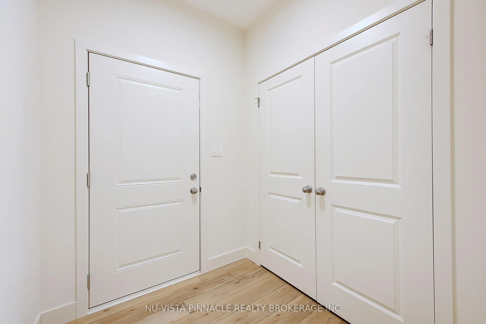 Photo 19 of 1377 Twilite Boulevard, London, North S — HOMEH