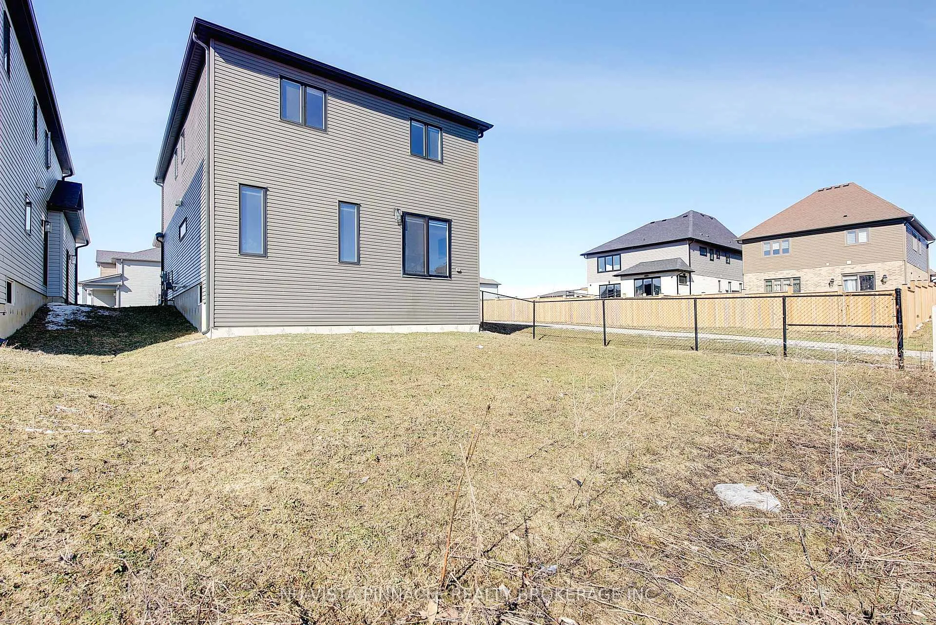 Photo 38 of 1377 Twilite Boulevard, London, North S — HOMEH