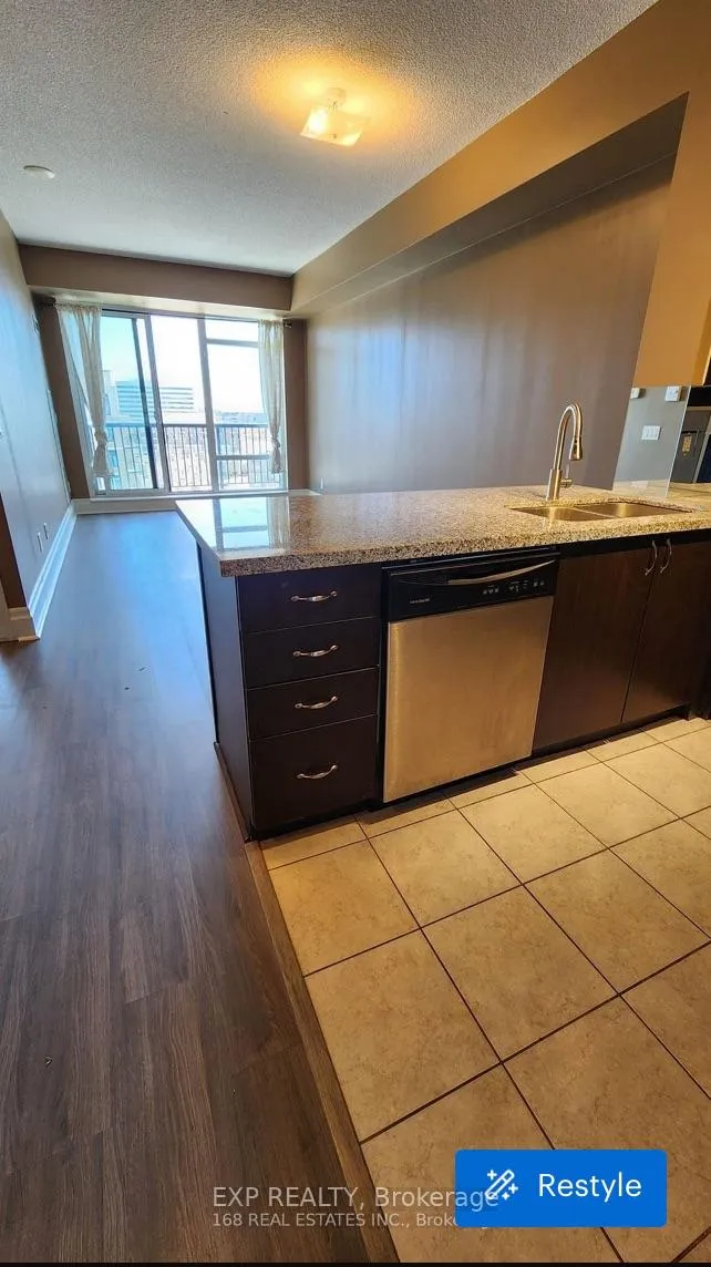 Photo 5 of Unit 1008, 151 Upper Duke Crescent, Markham, Unionville — HOMEH