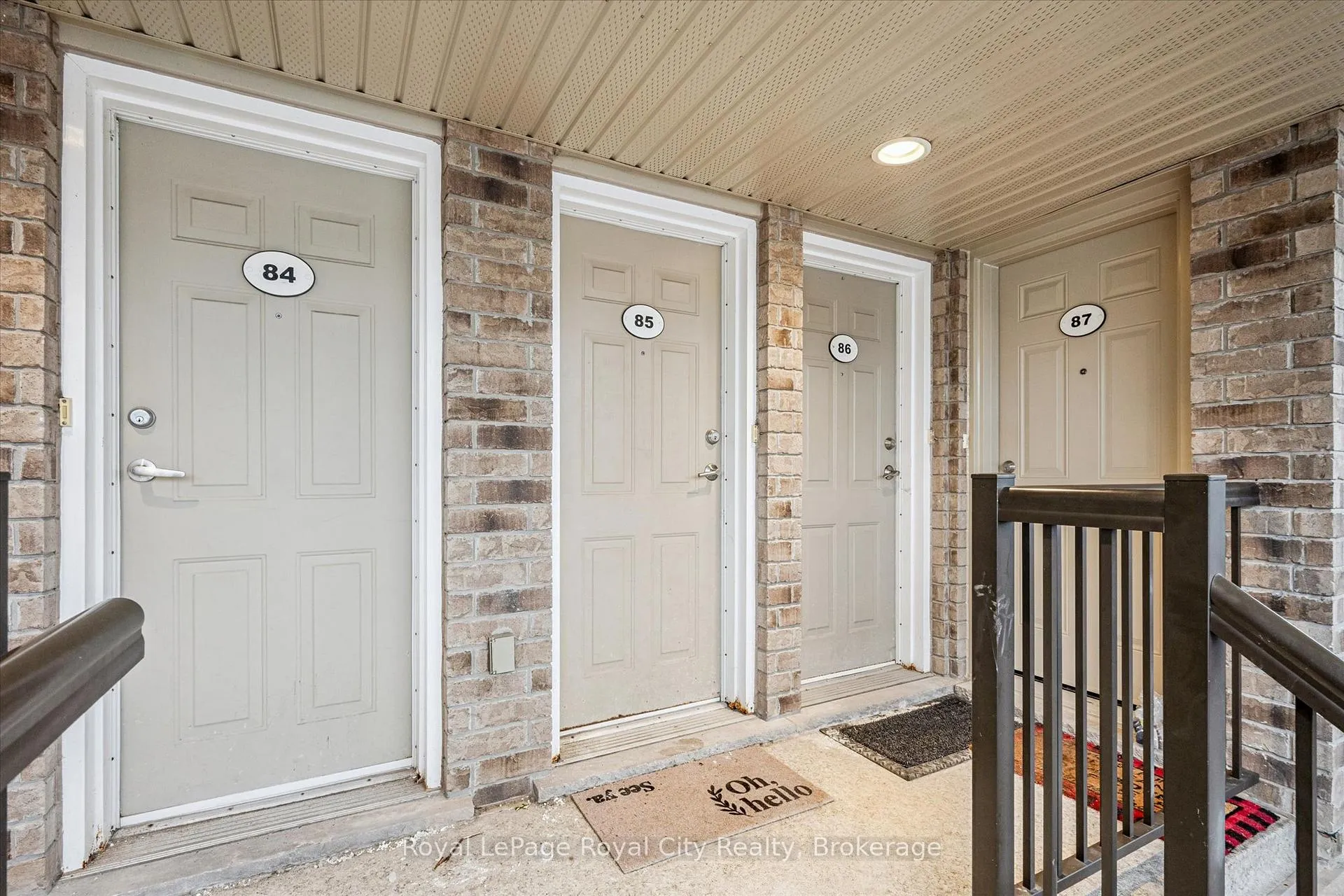 Photo 2 of Unit 85, 35 Mountford Drive, Guelph, Grange Road — HOMEH