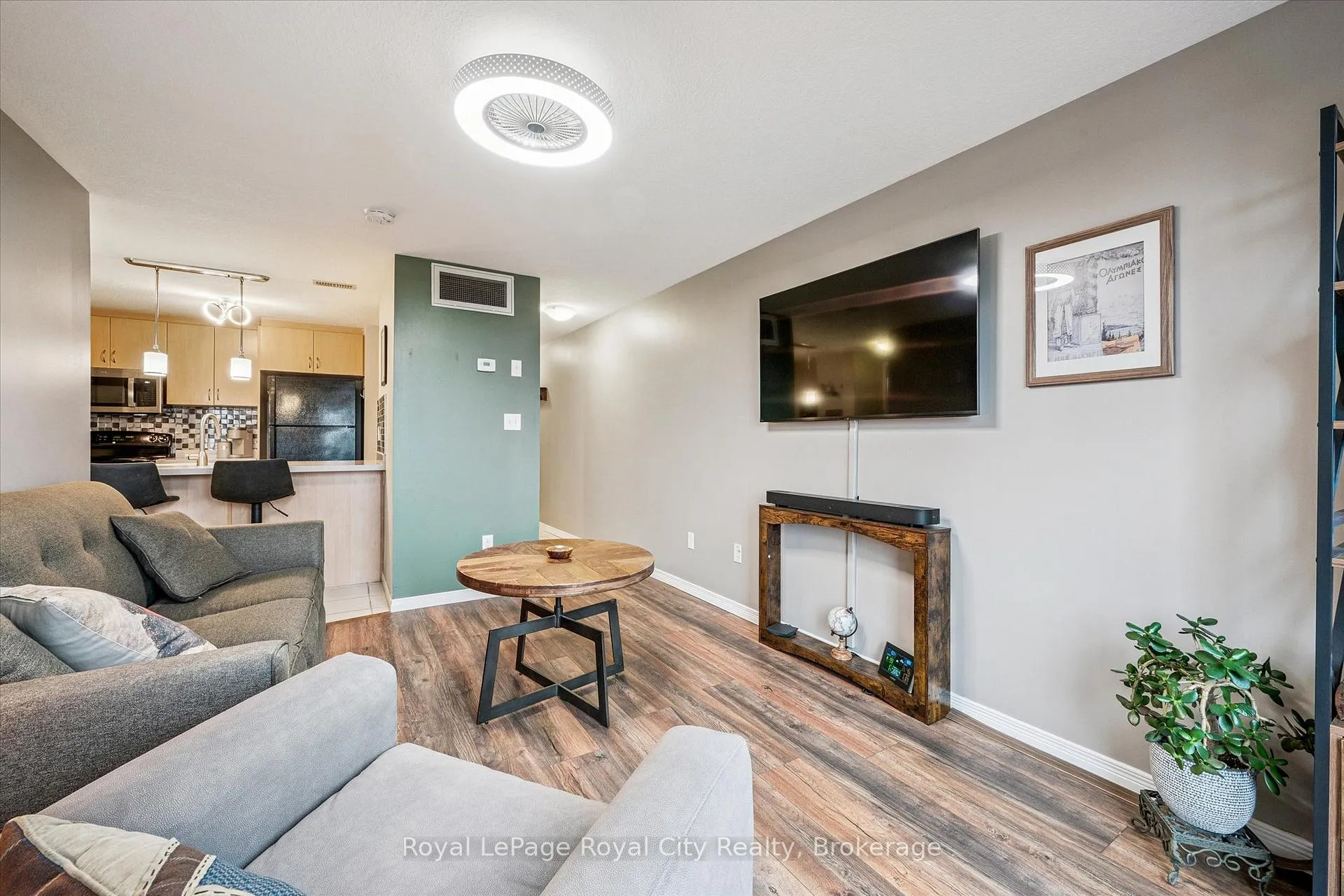Photo 11 of Unit 85, 35 Mountford Drive, Guelph, Grange Road — HOMEH