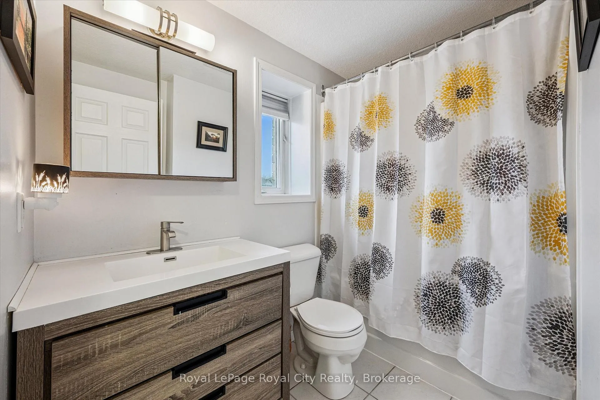 Photo 17 of Unit 85, 35 Mountford Drive, Guelph, Grange Road — HOMEH