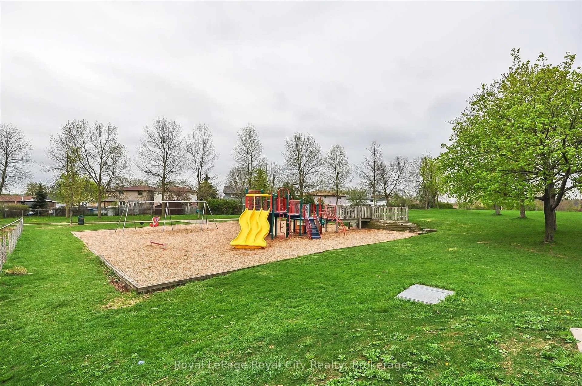 Photo 19 of Unit 85, 35 Mountford Drive, Guelph, Grange Road — HOMEH