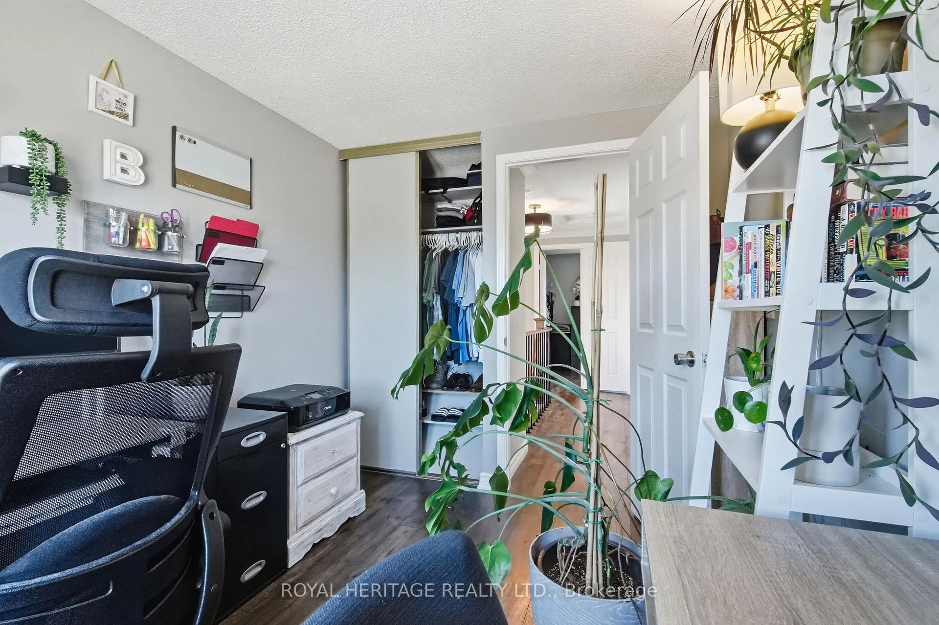 Photo 17 of 1538 Connery Crescent, Oshawa, Lakeview — HOMEH