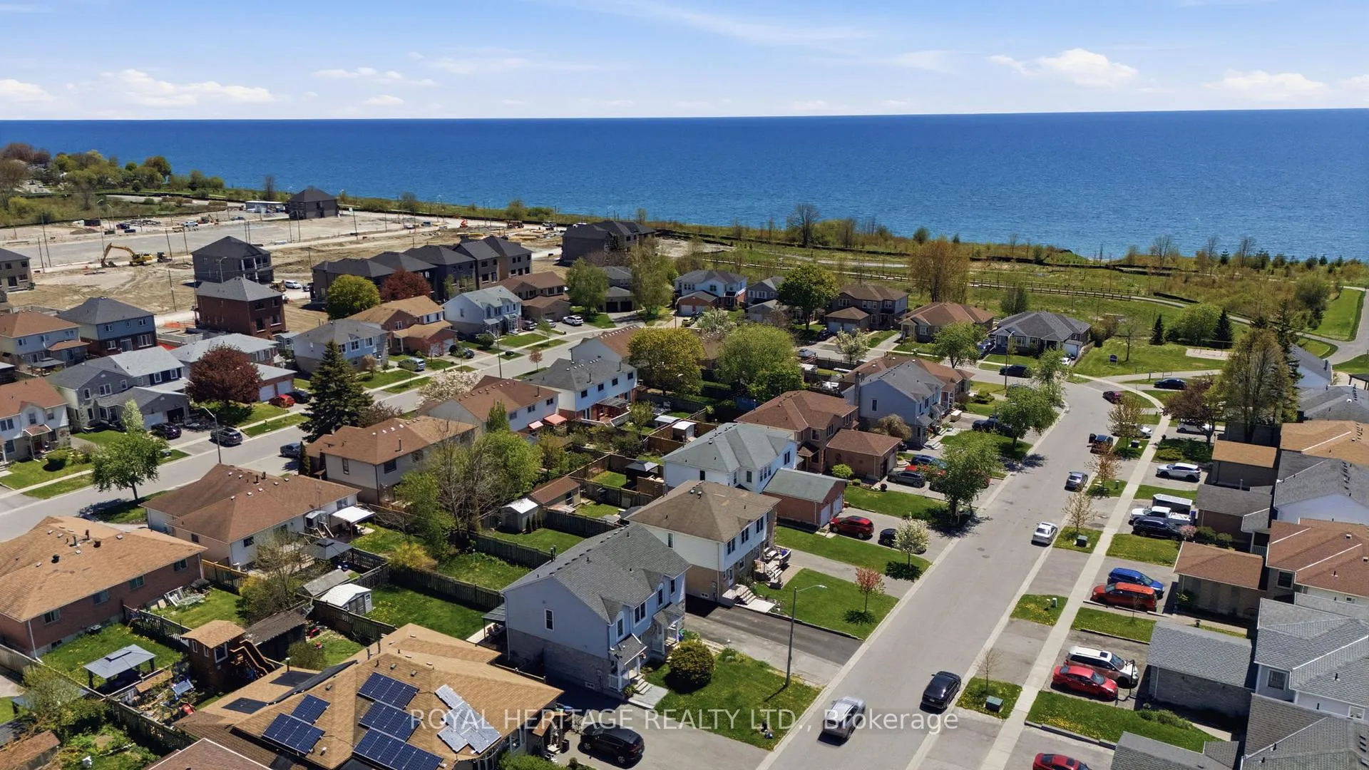 Photo 23 of 1538 Connery Crescent, Oshawa, Lakeview — HOMEH