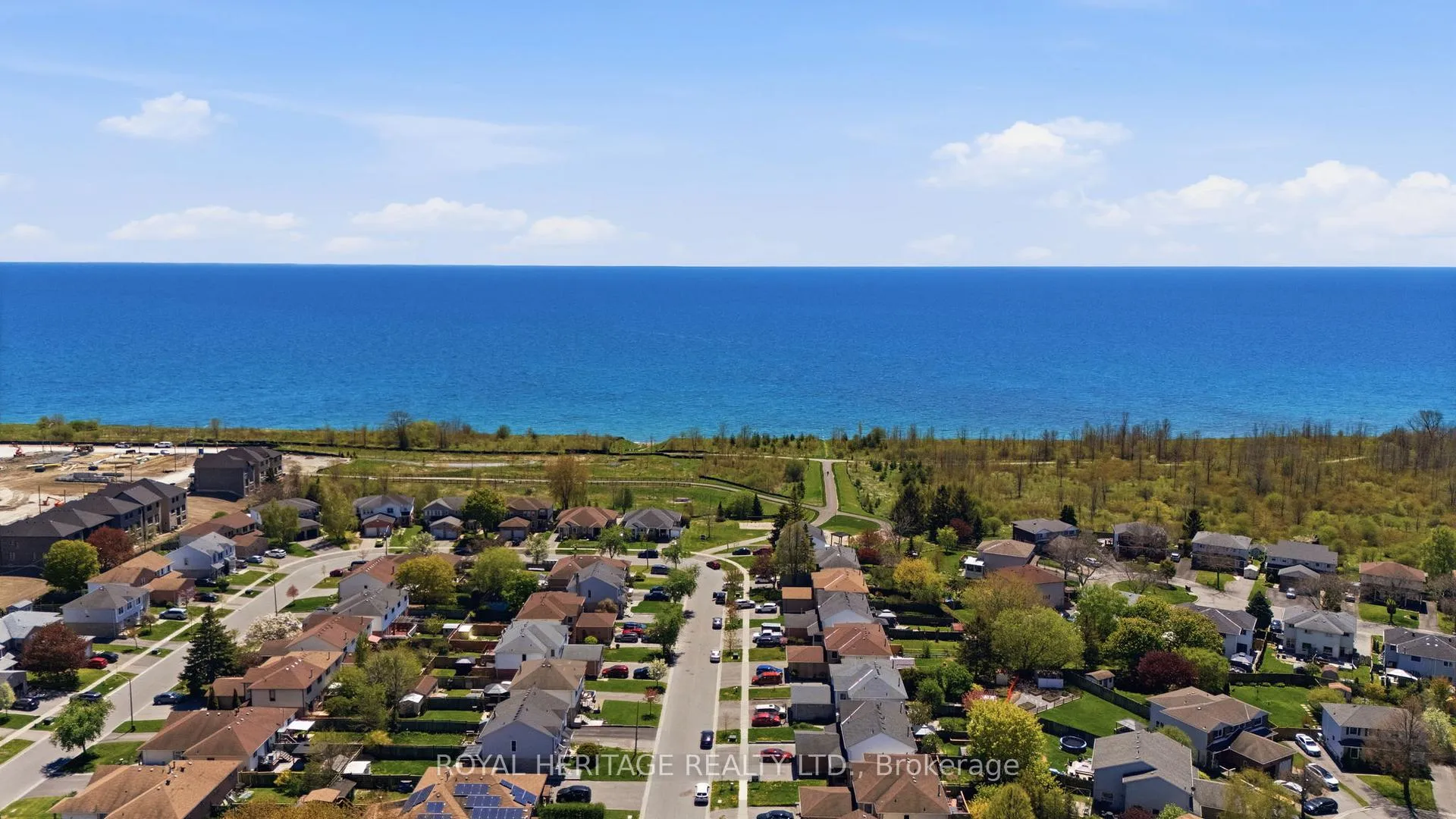 Photo 24 of 1538 Connery Crescent, Oshawa, Lakeview — HOMEH