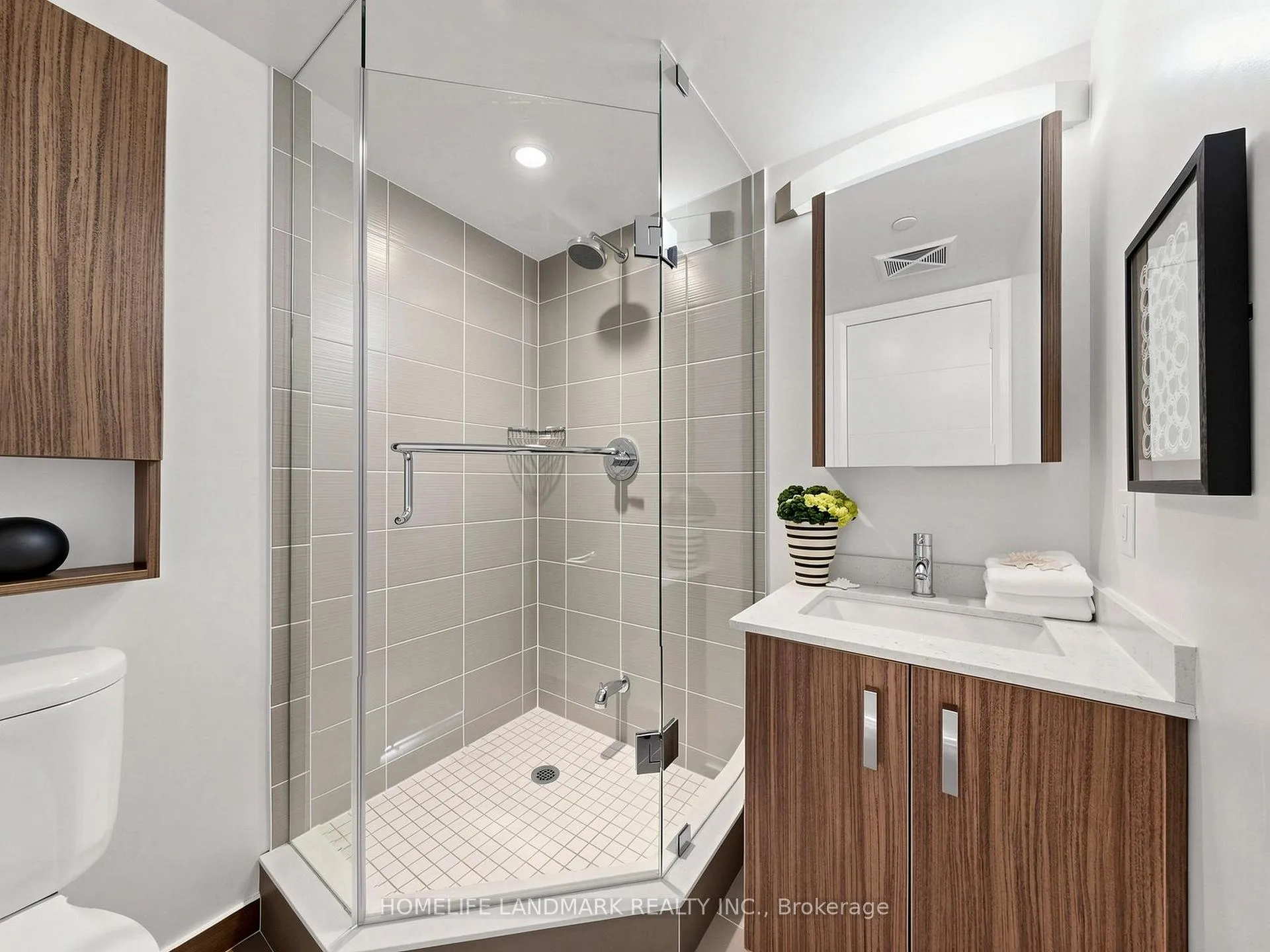 Photo 23 of Unit 2107, 18 Uptown Drive, Markham, Unionville — HOMEH