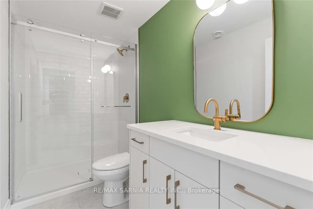 Photo 27 of 601 Sweetbay Crescent, Sarnia — HOMEH