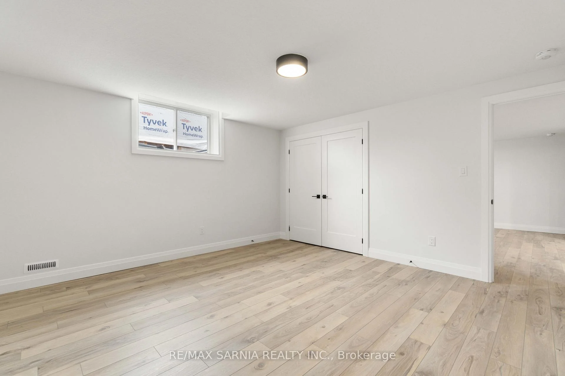 Photo 28 of 601 Sweetbay Crescent, Sarnia — HOMEH