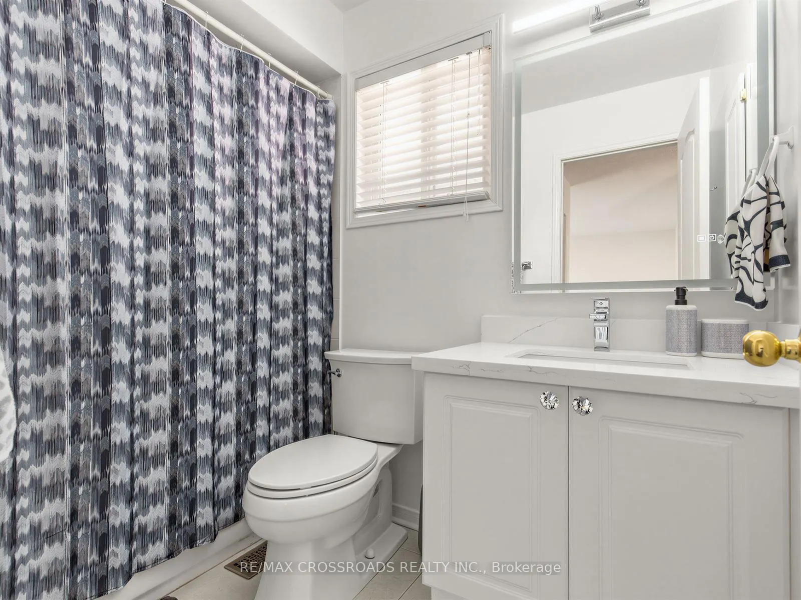 Photo 23 of 10 Salt Drive, Ajax, South East — HOMEH