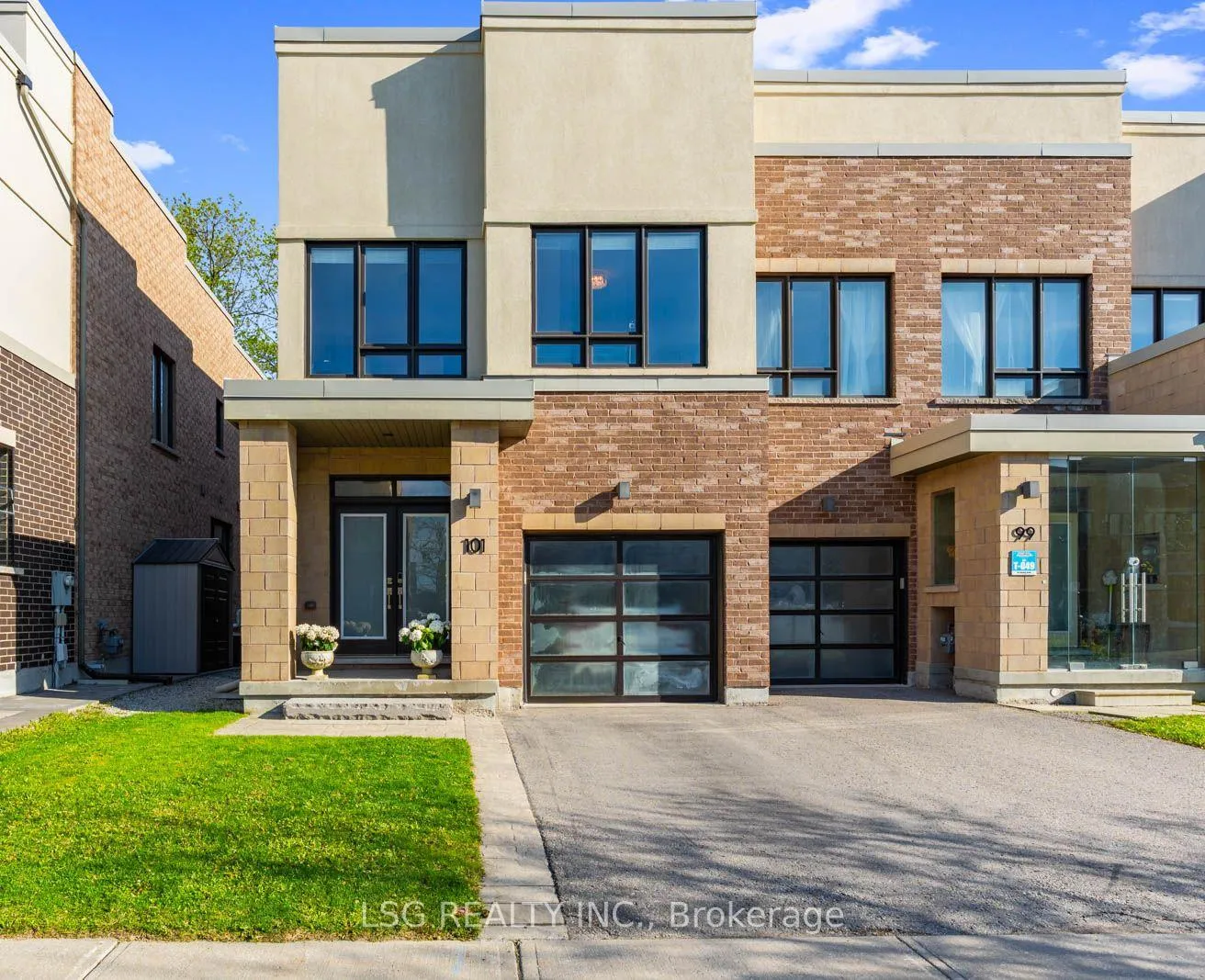 Front of 101 Dariole Drive