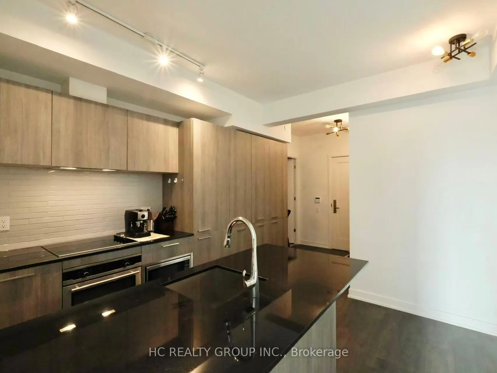 Photo 6 of Unit 809, 3 Gloucester Street, Toronto, Church-Yonge Corridor — HOMEH