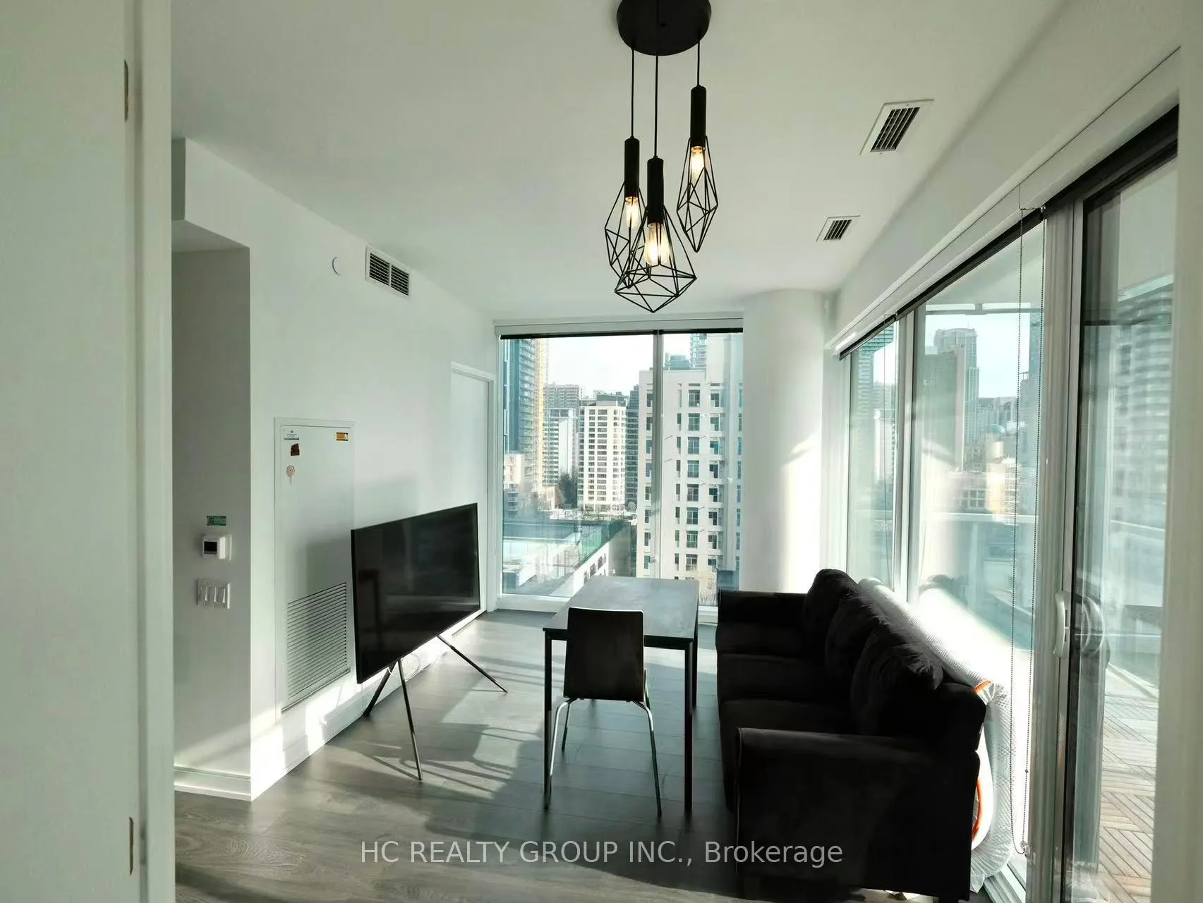 Photo 13 of Unit 809, 3 Gloucester Street, Toronto, Church-Yonge Corridor — HOMEH