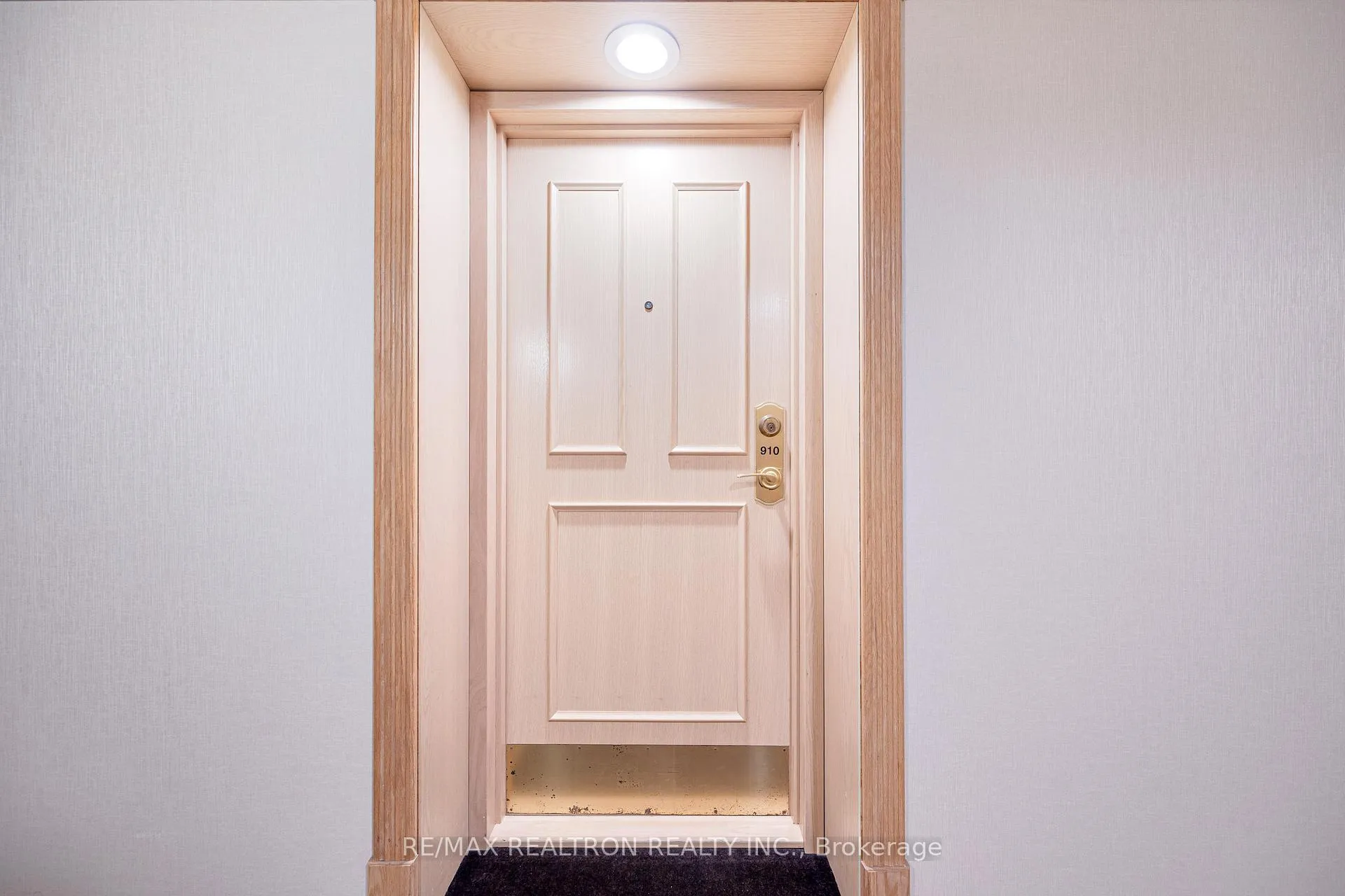 Photo 6 of Unit 910, 7805 Bayview Avenue, Markham, Aileen-Willowbrook — HOMEH