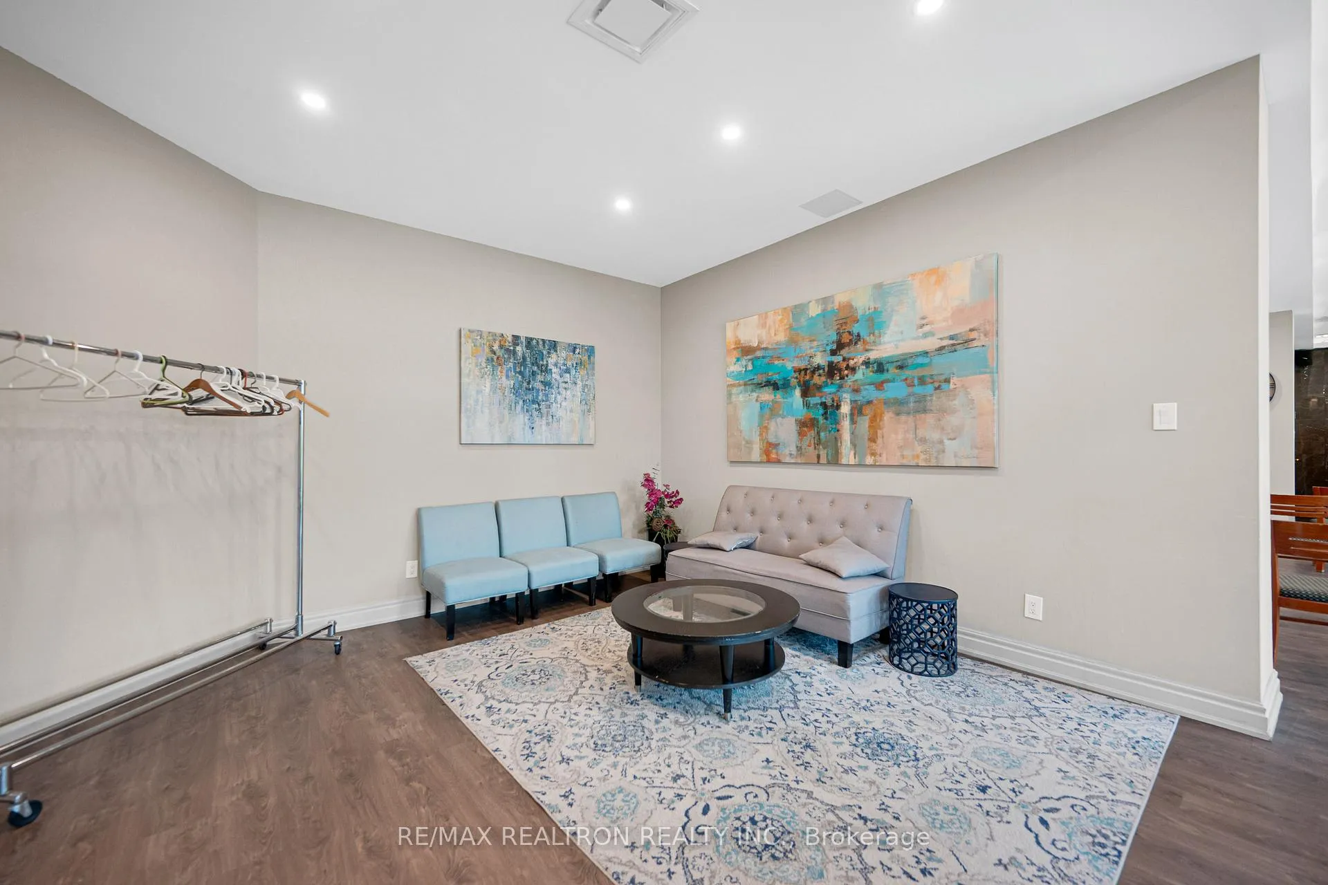 Photo 45 of Unit 910, 7805 Bayview Avenue, Markham, Aileen-Willowbrook — HOMEH
